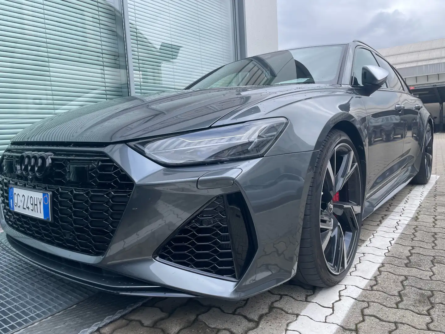 Audi RS6 RS6 Avant 4.0 mhev quattro tiptronic Grigio - 1