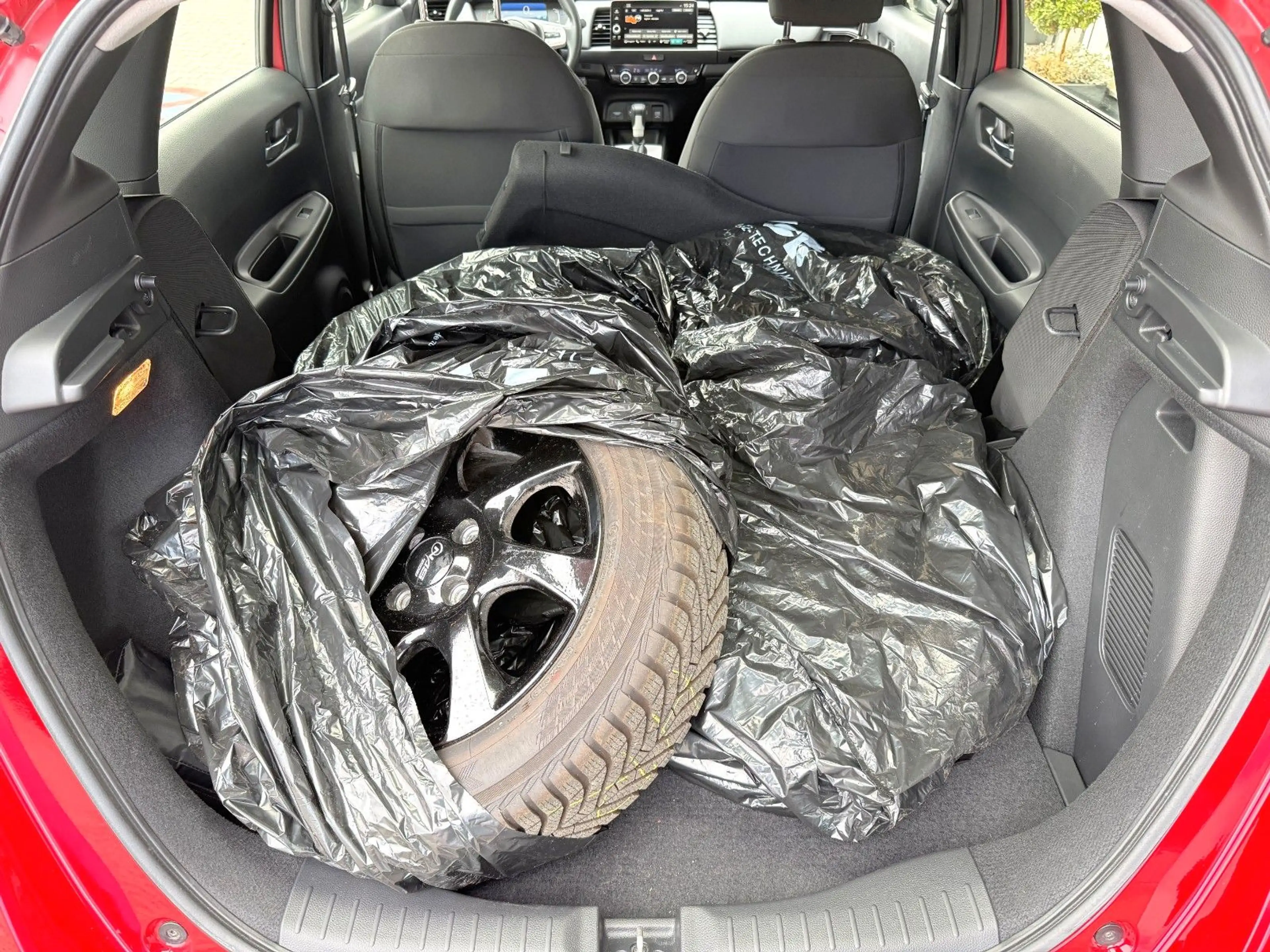 Honda Jazz 1.5 i-MMD Hybrid Elegance *1. HAND*8600 KM* — photo 7