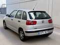 SEAT Ibiza Pequeño Manual de 5 Puertas Gris - thumbnail 4