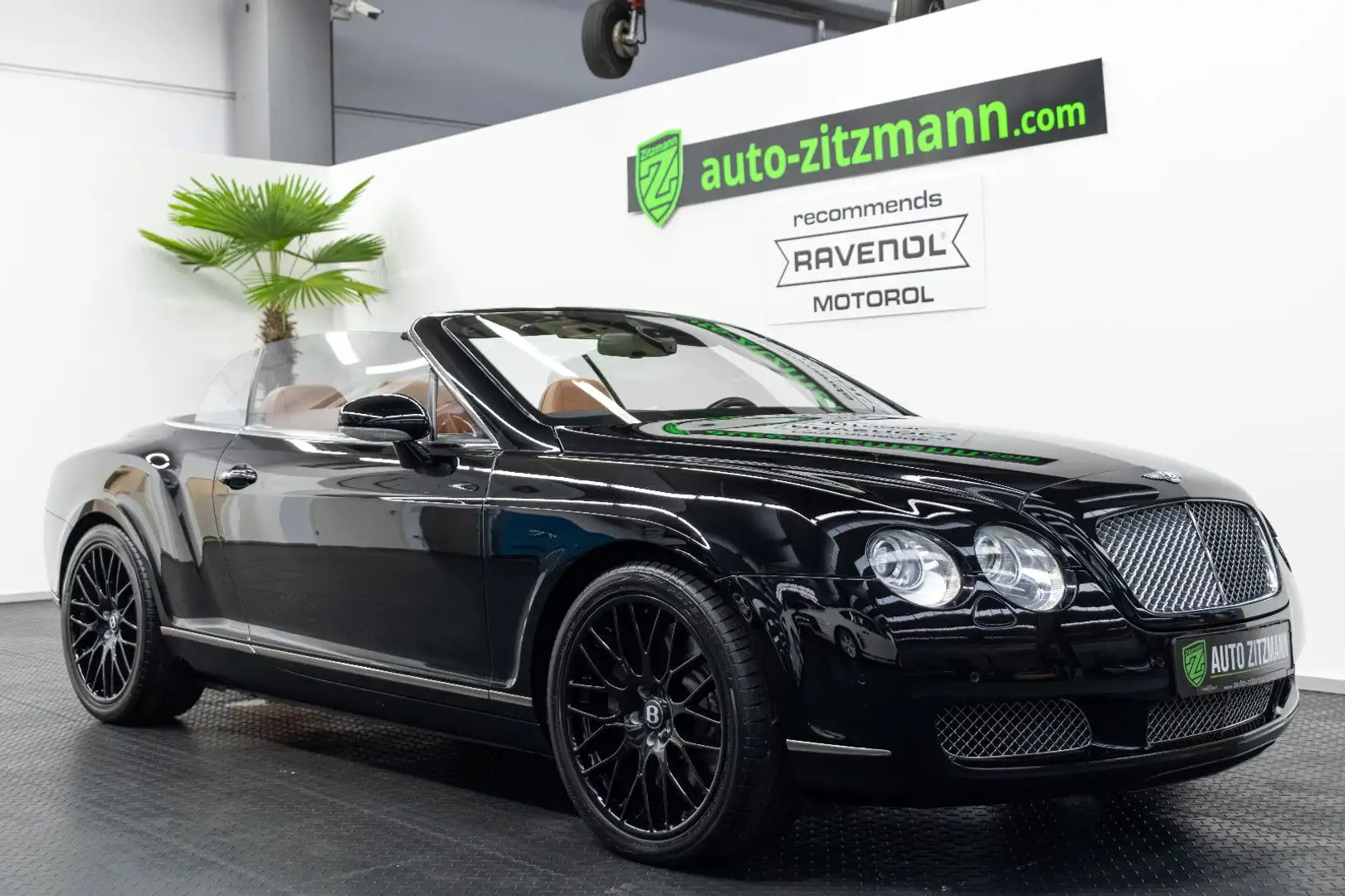 Bentley Continental GTC /MASSAGE/TEMPOMAT/LUFTFEDERUNG Fekete - 2