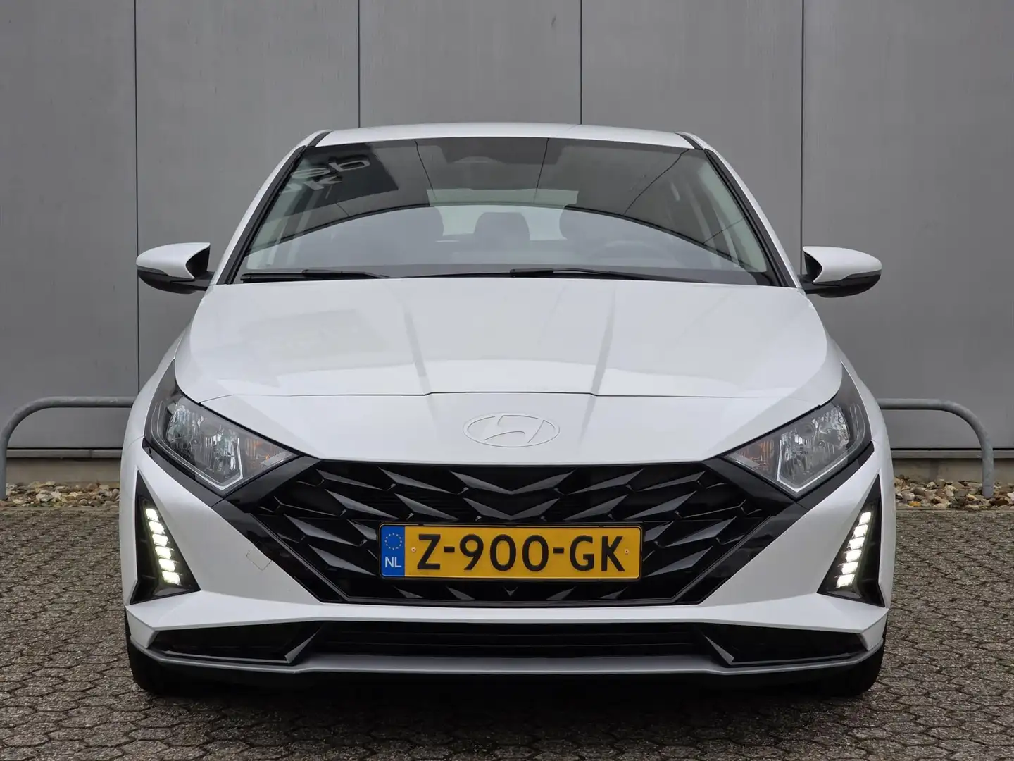 Hyundai i20 MHEV Comfort Smart Automaat I Navigatie | Parkeerc Blanco - 2