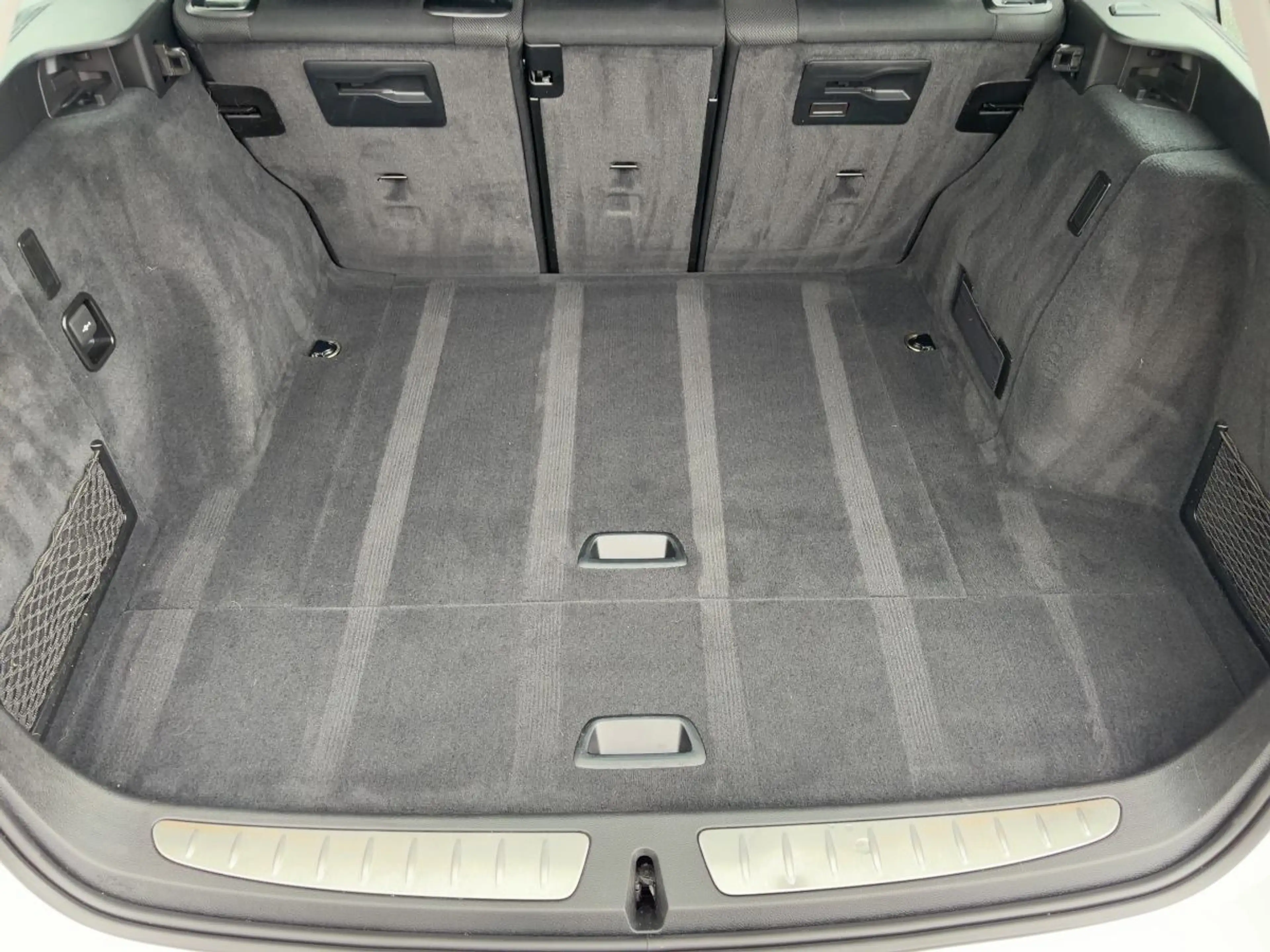 BMW 340 i xDrive SPORT LED+NAV+RFK+SHZ+GRA+PANO+LM18" — photo 14