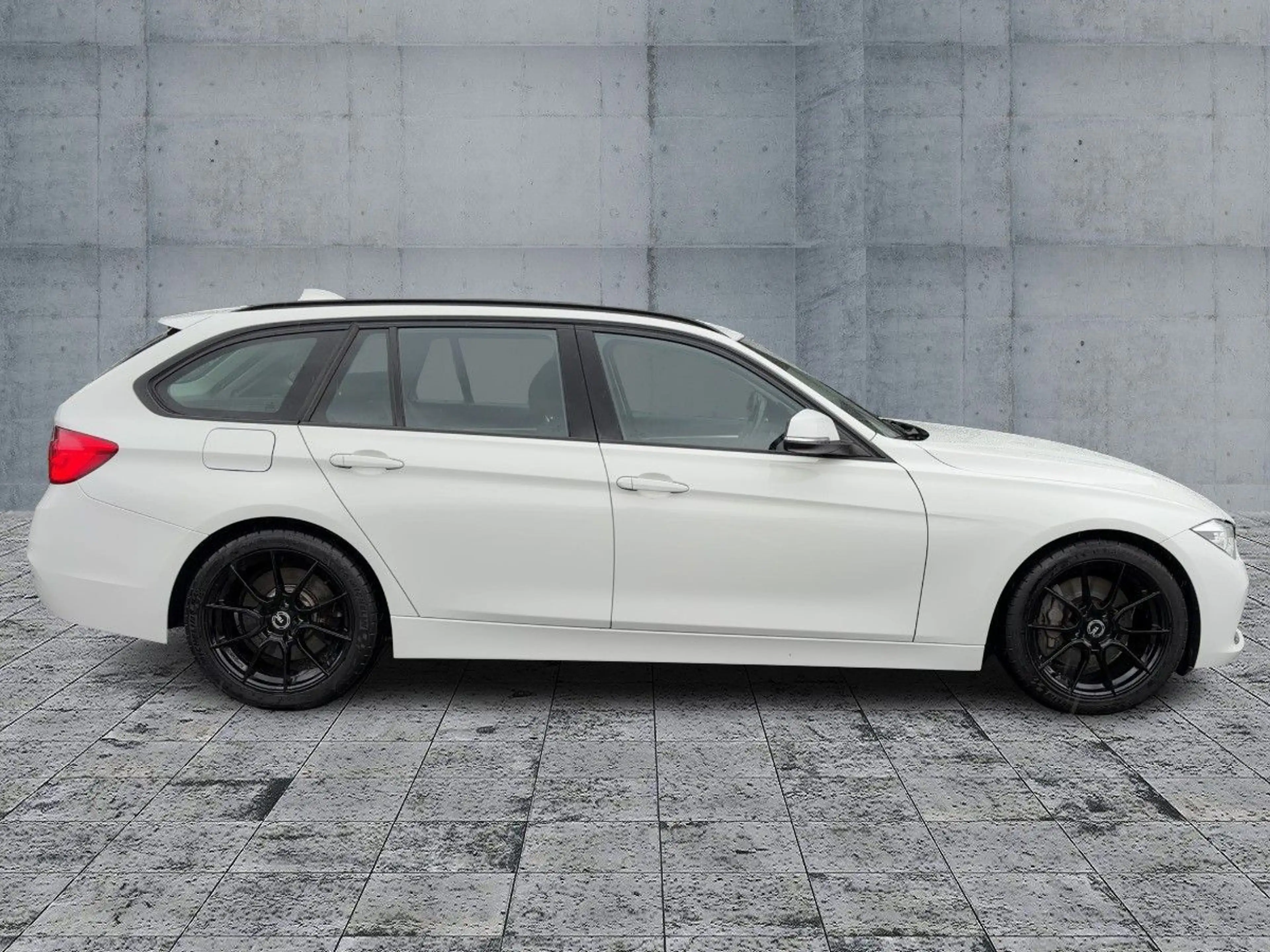 BMW 340 i xDrive SPORT LED+NAV+RFK+SHZ+GRA+PANO+LM18" — photo 7