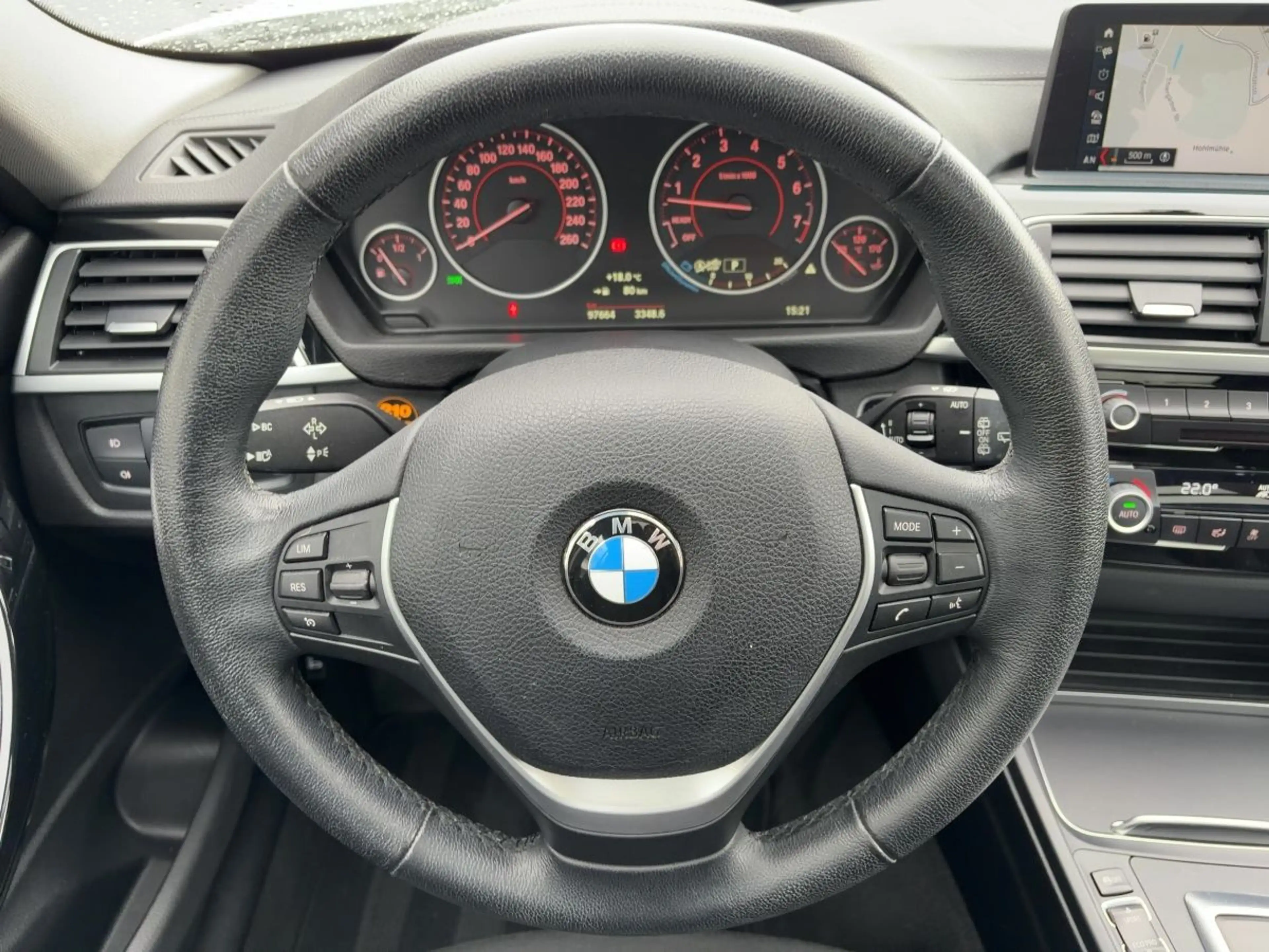 BMW 340 i xDrive SPORT LED+NAV+RFK+SHZ+GRA+PANO+LM18" — photo 10