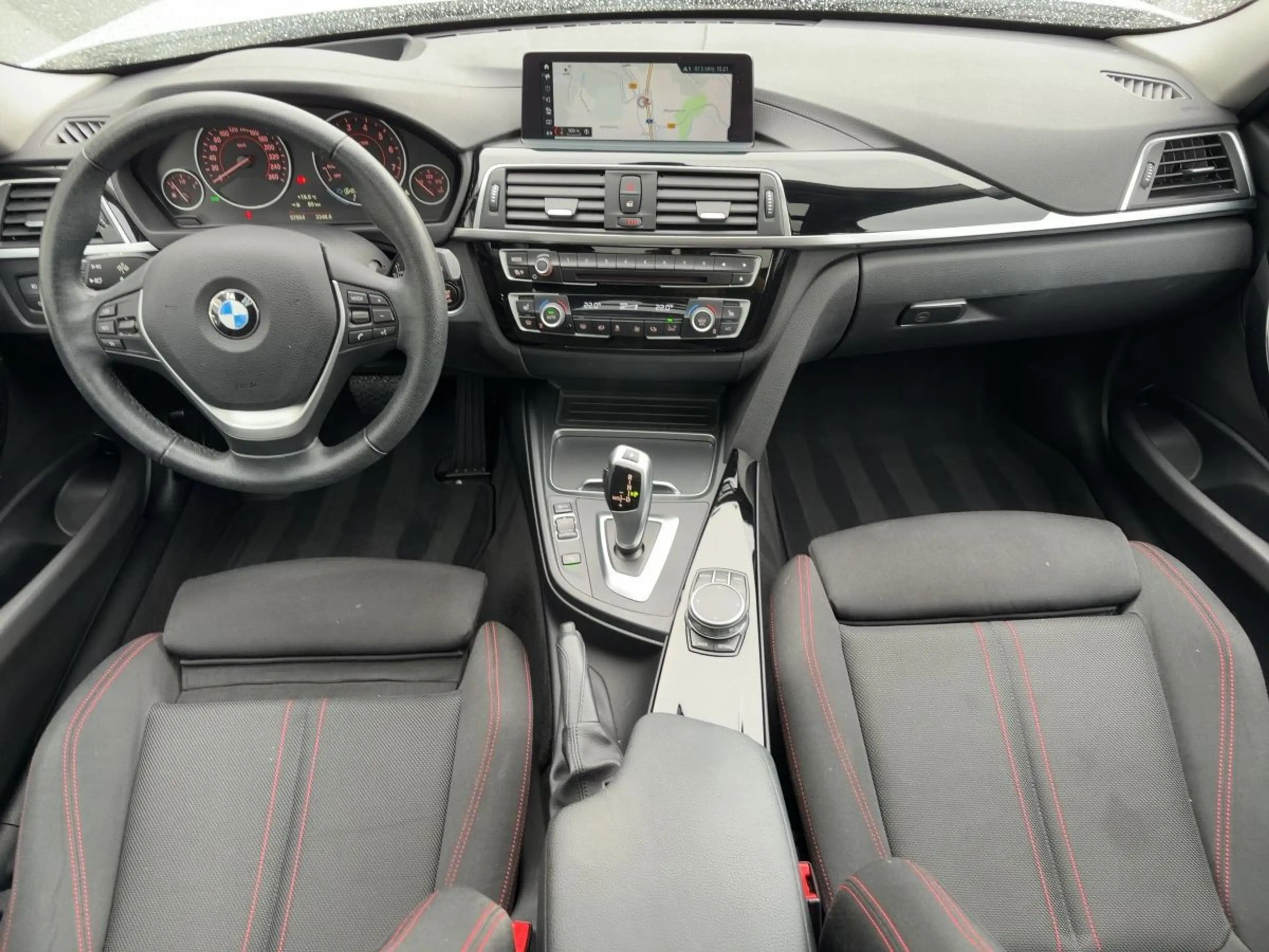 BMW 340 i xDrive SPORT LED+NAV+RFK+SHZ+GRA+PANO+LM18" — photo 9