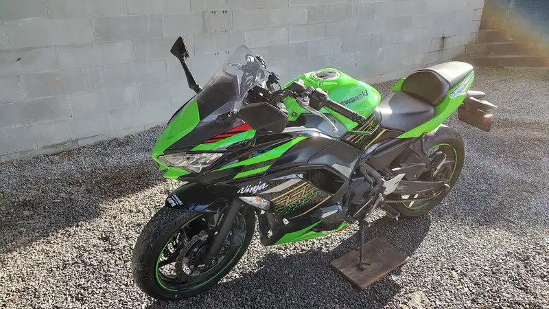Kawasaki Ninja 650 - foto 4
