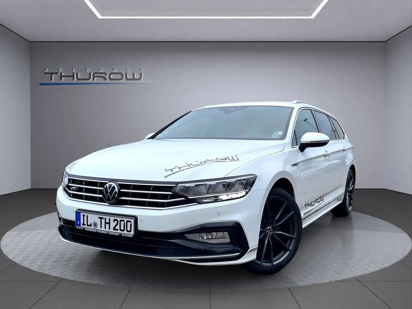 Volkswagen Passat Variant 2.0 TDI Elegance R-line 4Motion Weiß - 1