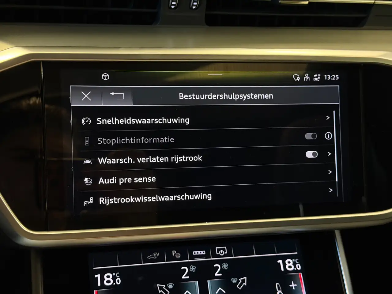 Audi A6 Avant 50 TFSI e quattro 3X S-Line Bomvol!, миниатюра 25
