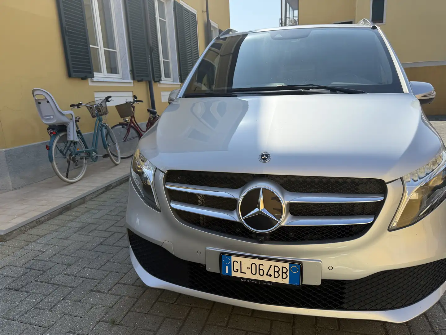 Mercedes-Benz V 300 Classe V - W447 2019 Long 300 d Sport 4matic auto Argento - 2