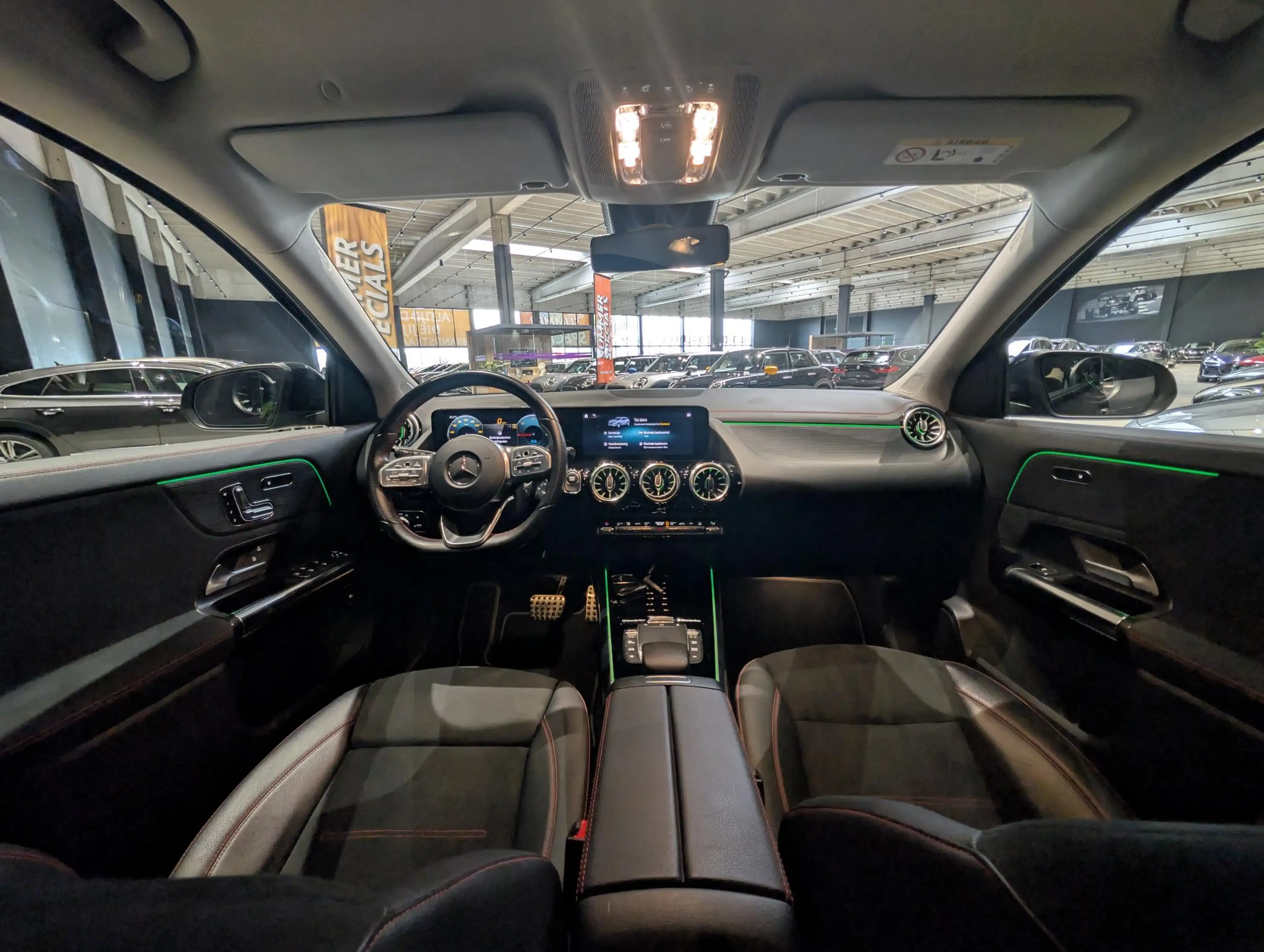 Mercedes-Benz EQA 250 EQA AMG Line — photo 10