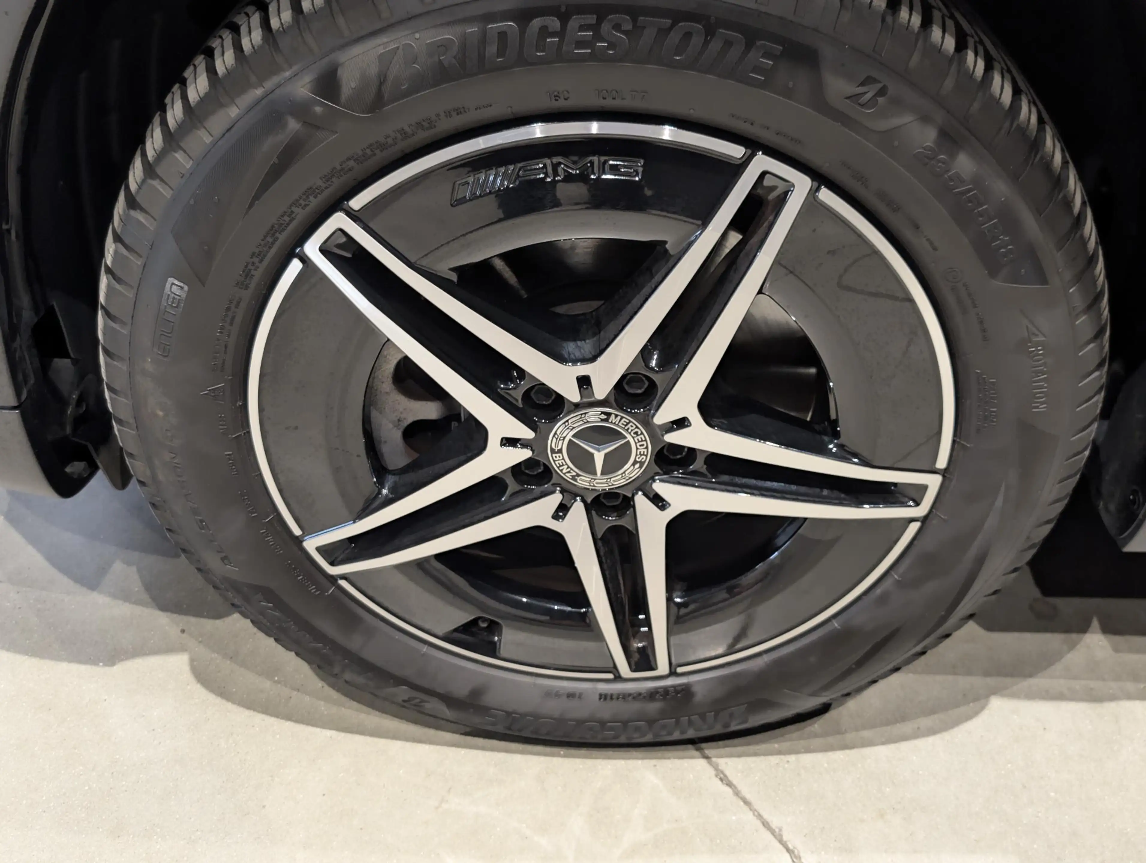 Mercedes-Benz EQA 250 EQA AMG Line — photo 4