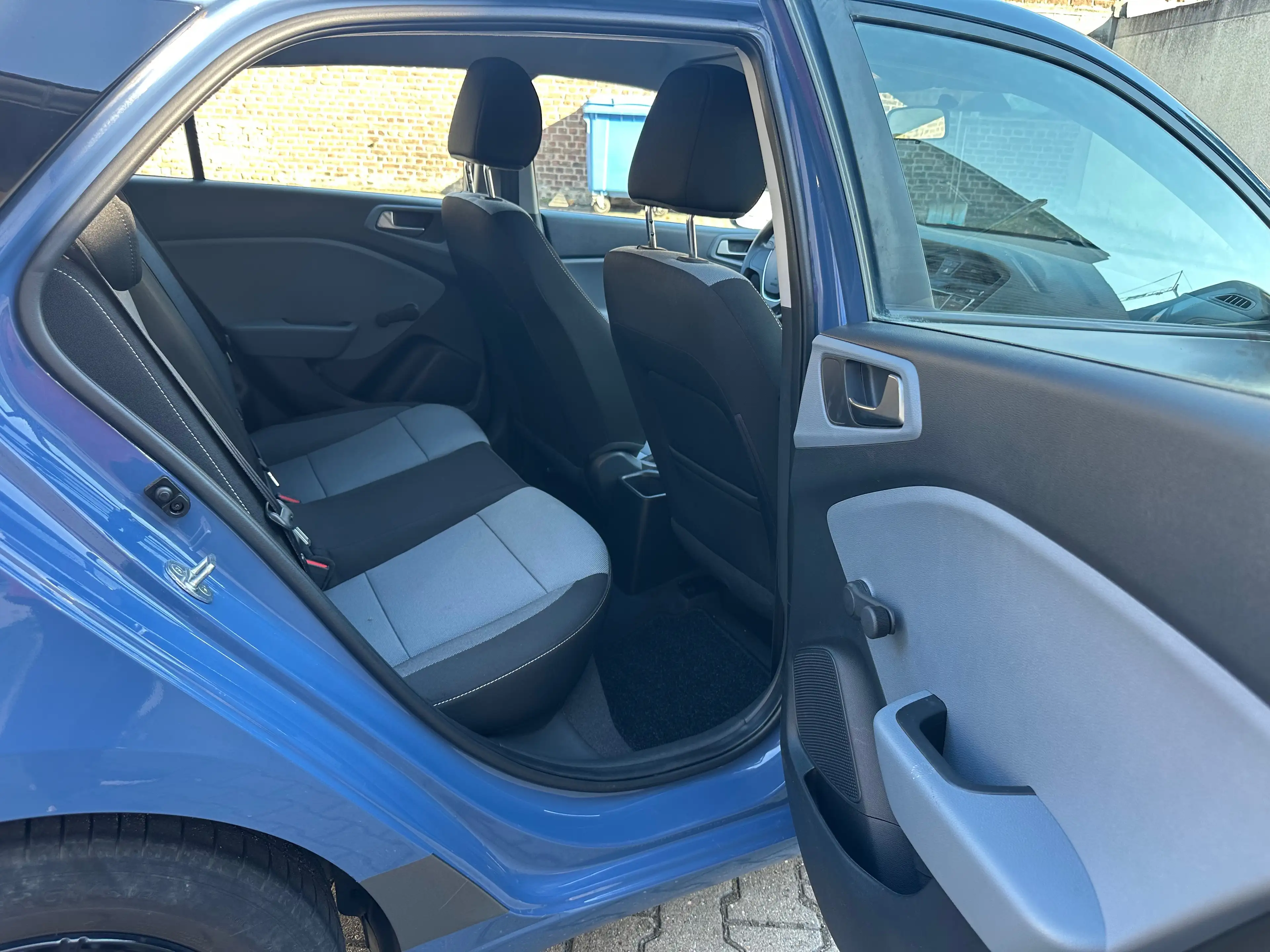 Hyundai i20 i20 blue 1.2 Trend — photo 8