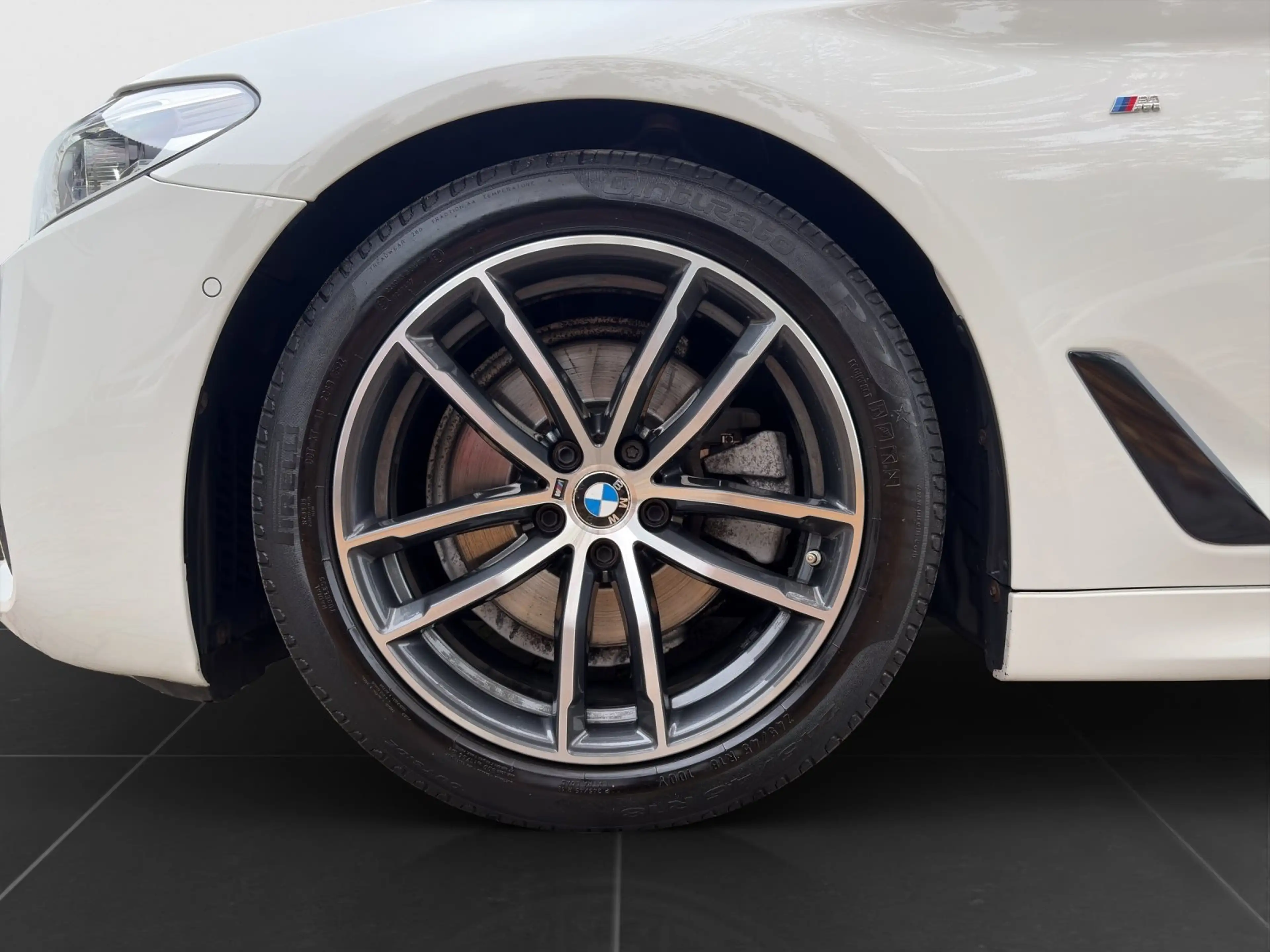 BMW 520 d xDrive Touring M Sport Leder AHK Standhz. HUD Dr — photo 8