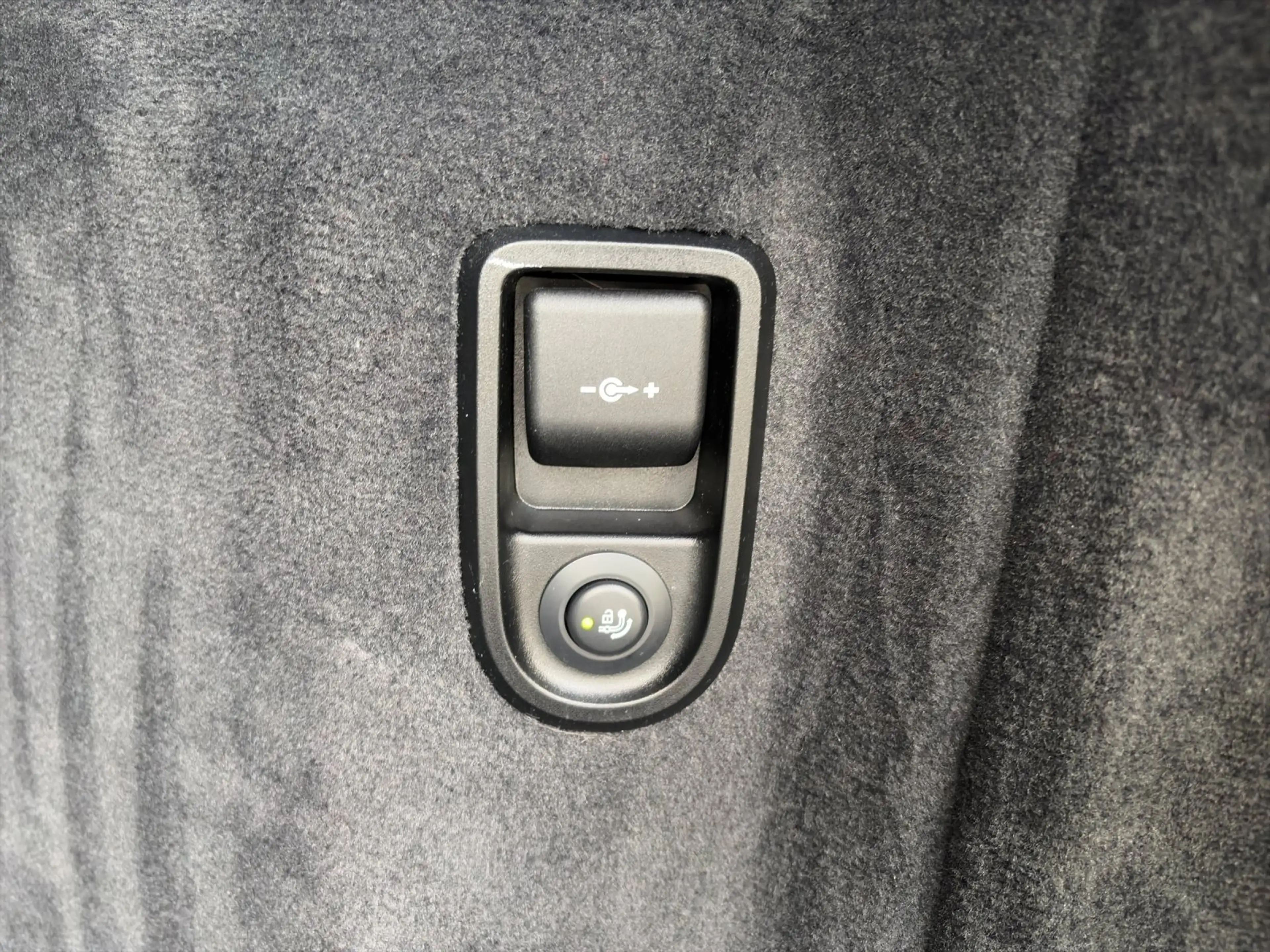 BMW 520 d xDrive Touring M Sport Leder AHK Standhz. HUD Dr — photo 15