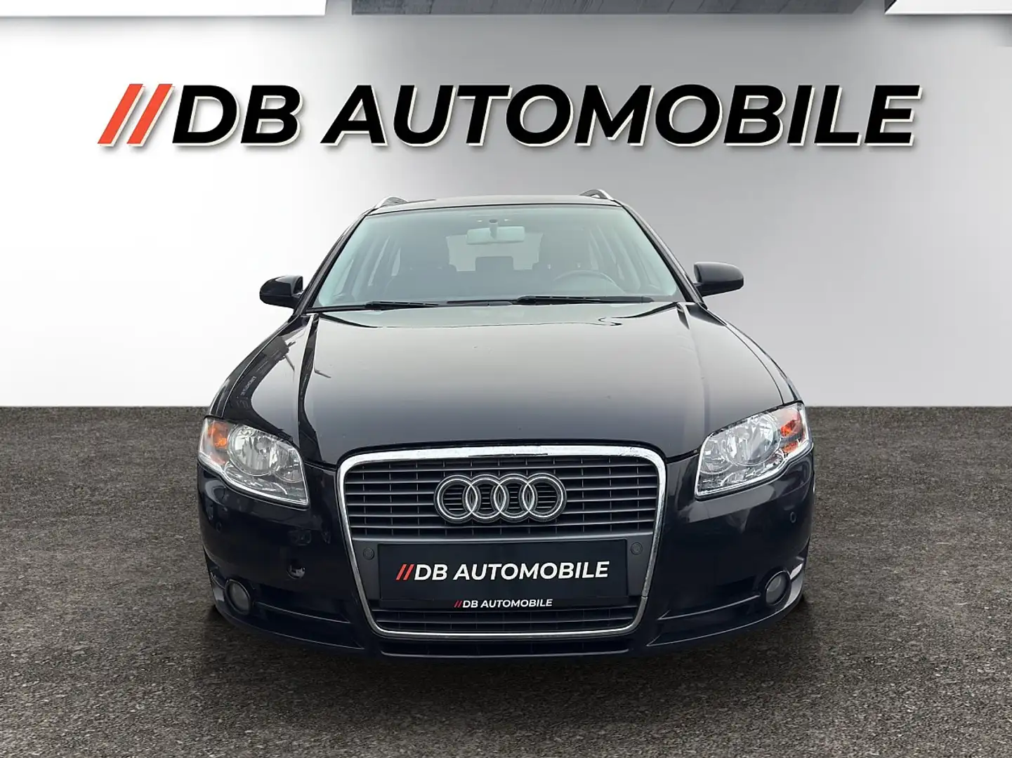 Audi A4 Avant 2,0 TDI quattro, Schwarz - 2