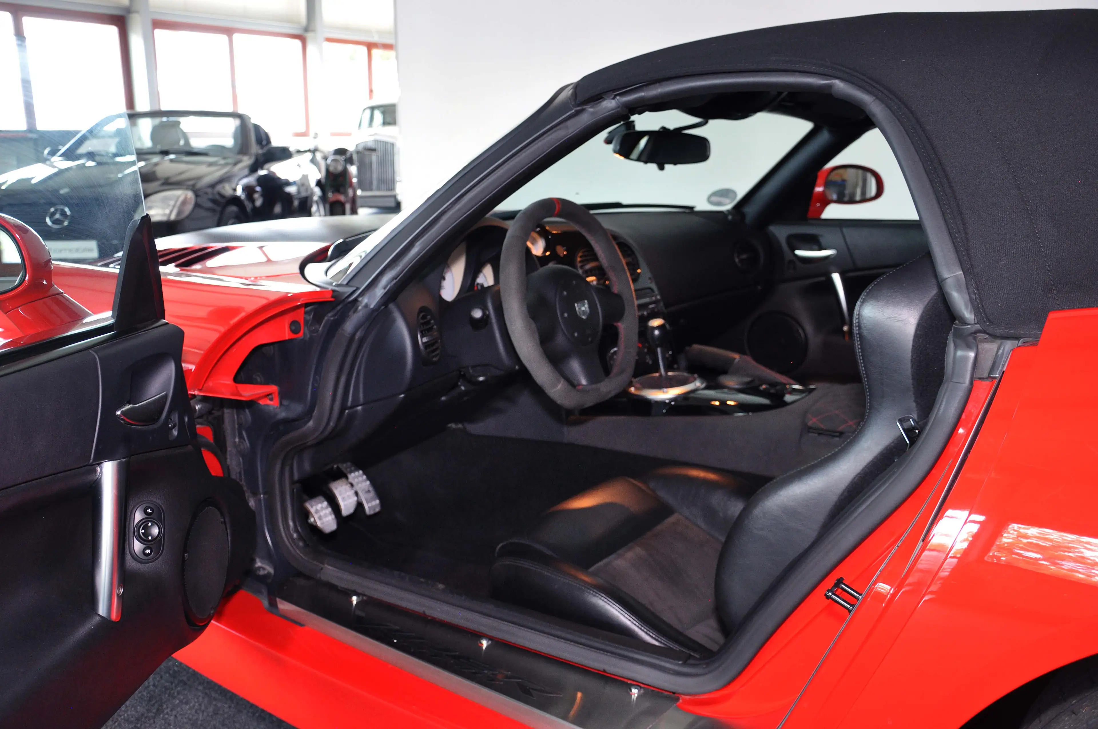 Dodge Viper SRT-10 ! Deutsche Erstzulassung ! Erst 046.565 km ! — photo 8
