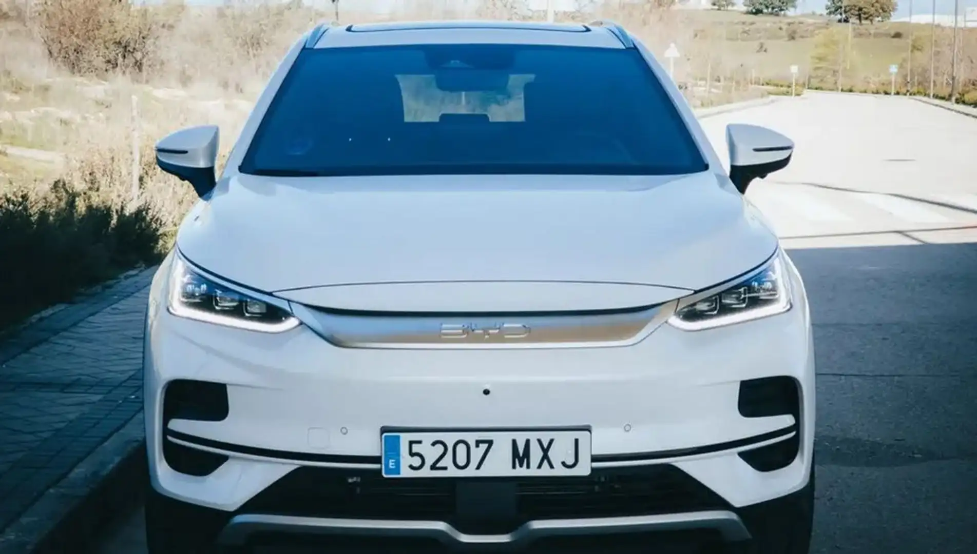 BYD Tang Flagship Blanc - 2