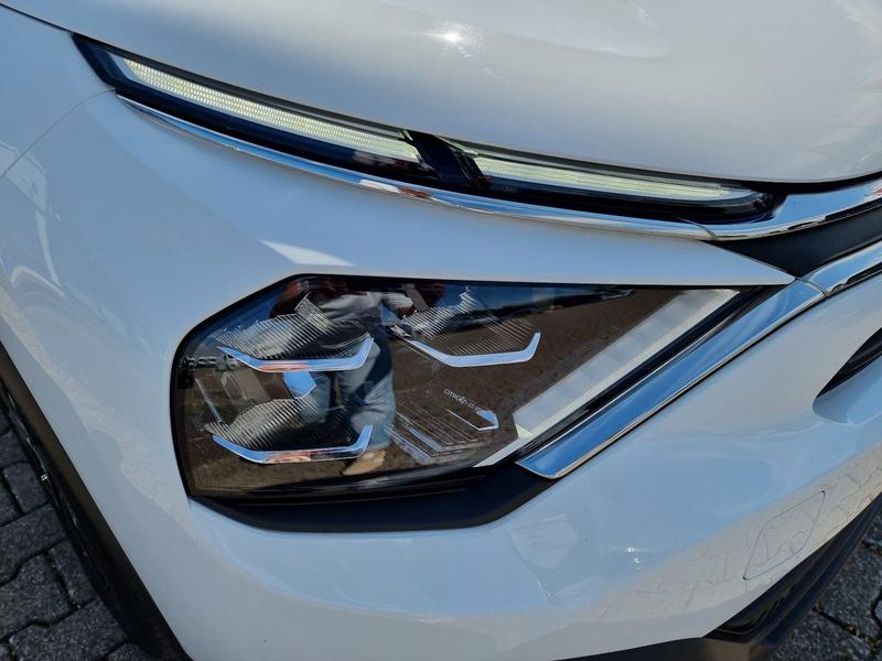 Citroen C4 e-C4 Feel Elektro - 1.HAND - KLIMA-DAB-PDC-TEMP — photo 10