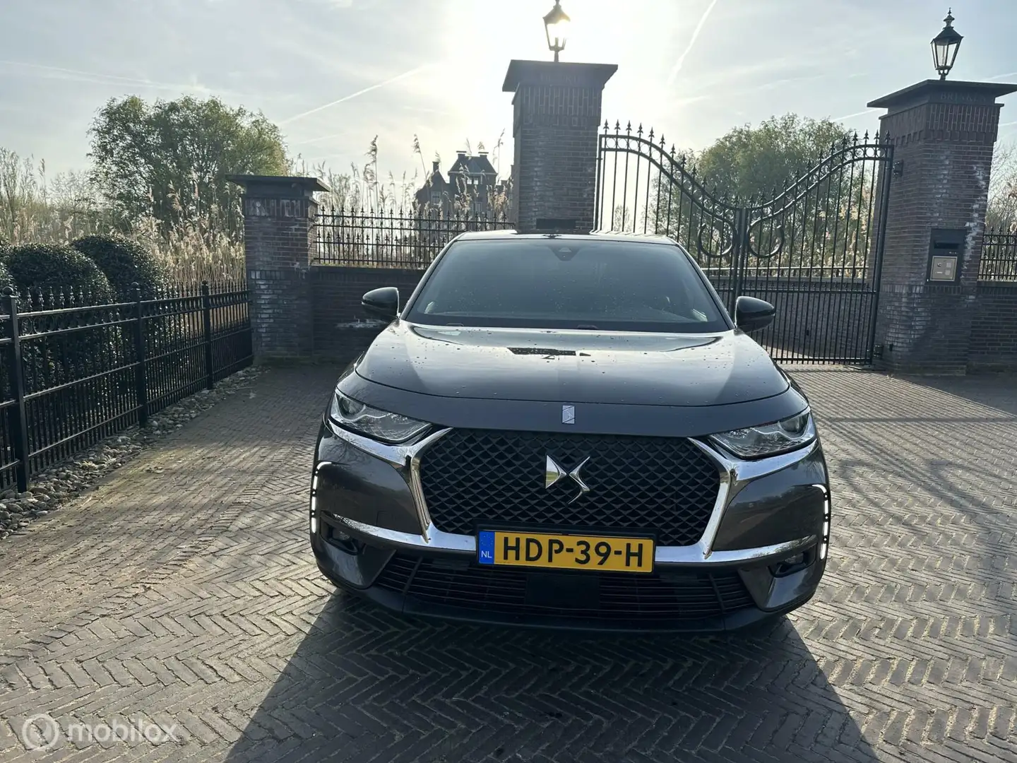 DS Automobiles DS 7 Crossback 1.6 PureTech 225pk! Trekhaak Keyless GARANTIE Grijs - 2