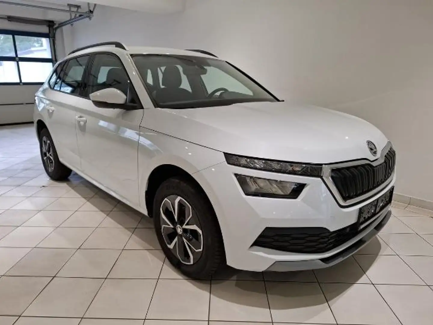 Skoda Kamiq 1.0TSI 5J.Garantie AHK LED SHZ Blanc - 1