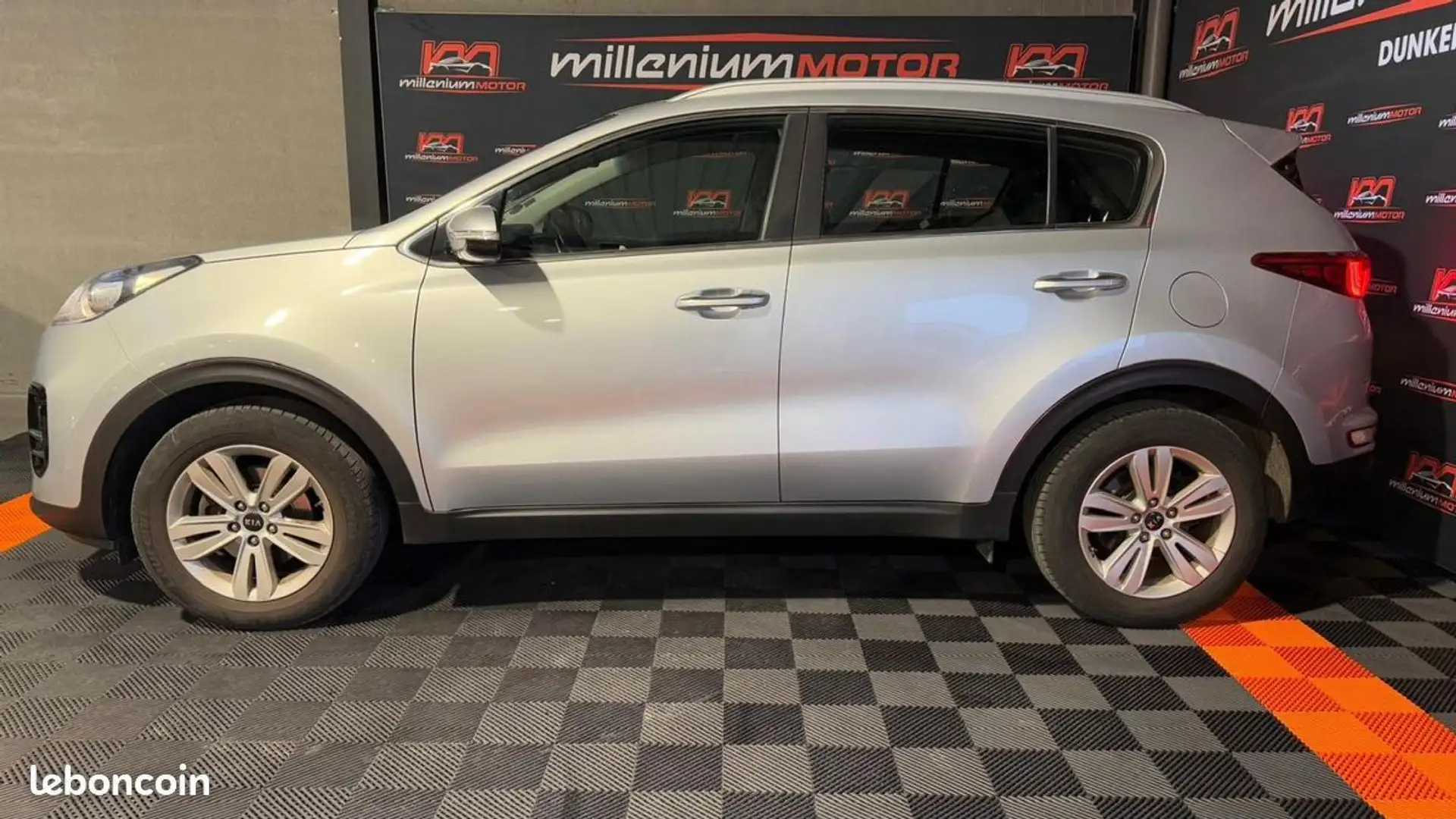 Kia Sportage active 1.7 crdi 115 cv garantie 6 mois Gris - 2