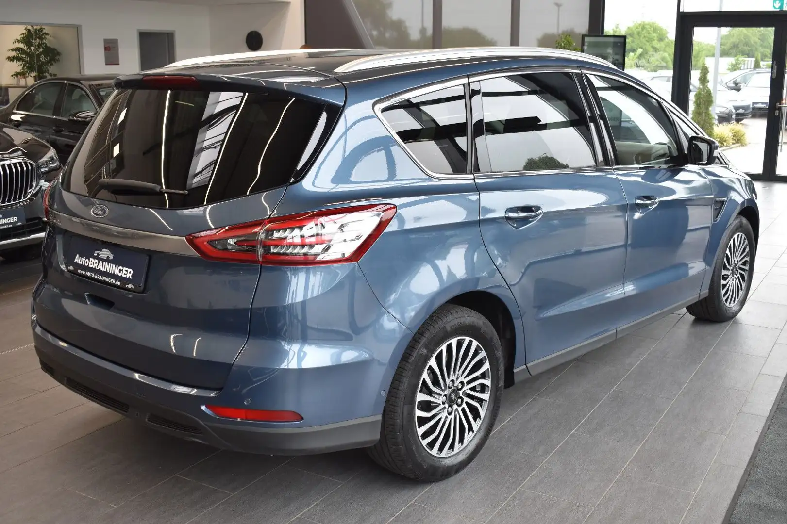 Ford S-Max 2.0TDCi Titanium Aut 7-Sitzer~Navi~AHK~DAB Blau - 2