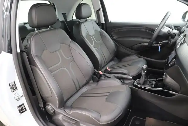Opel Adam view 10