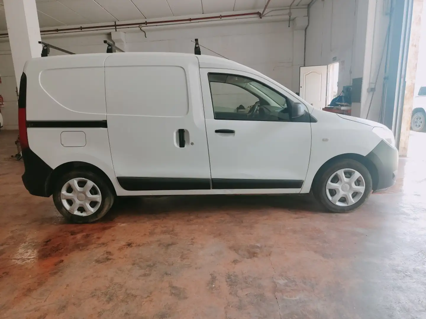 Dacia Dokker Comercial Van 1.5Blue dCi Essential 70kW Blanc - 2