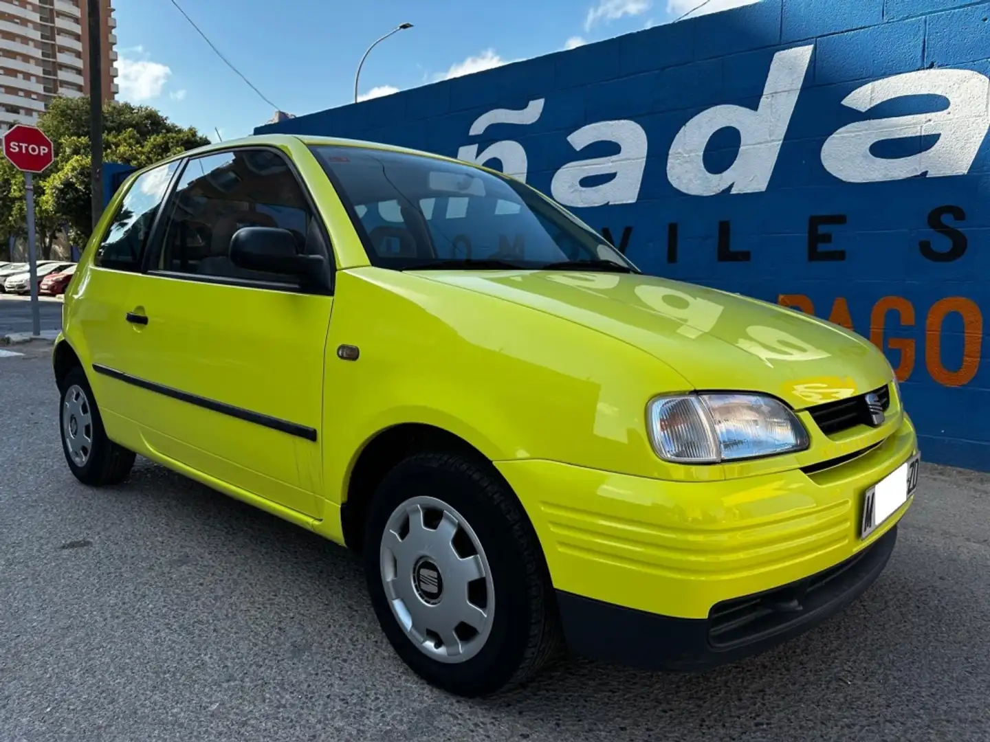 SEAT Arosa 1.4 Signa Jaune - 2