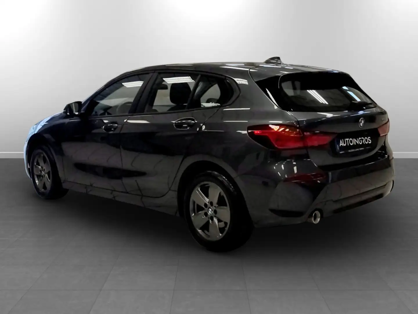 BMW 116 Serie 1 F40 116d Business Advantage auto Grau - 2