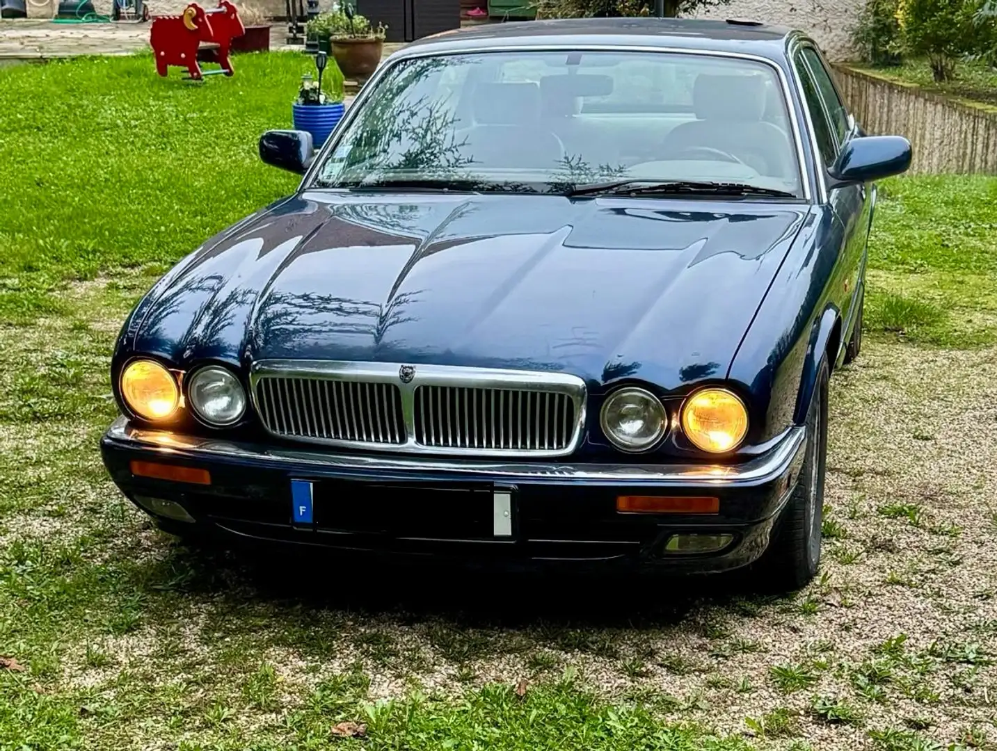 Jaguar Sovereign 4.0 A Bleu - 1