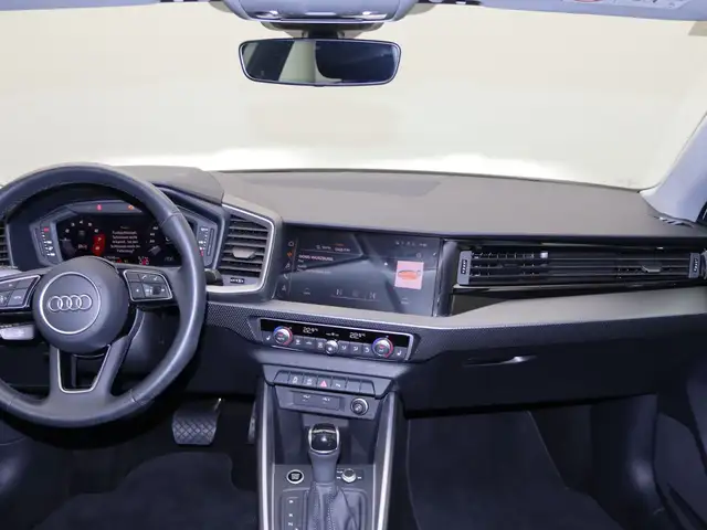 Audi A1 view 9