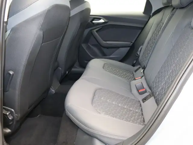 Audi A1 view 12