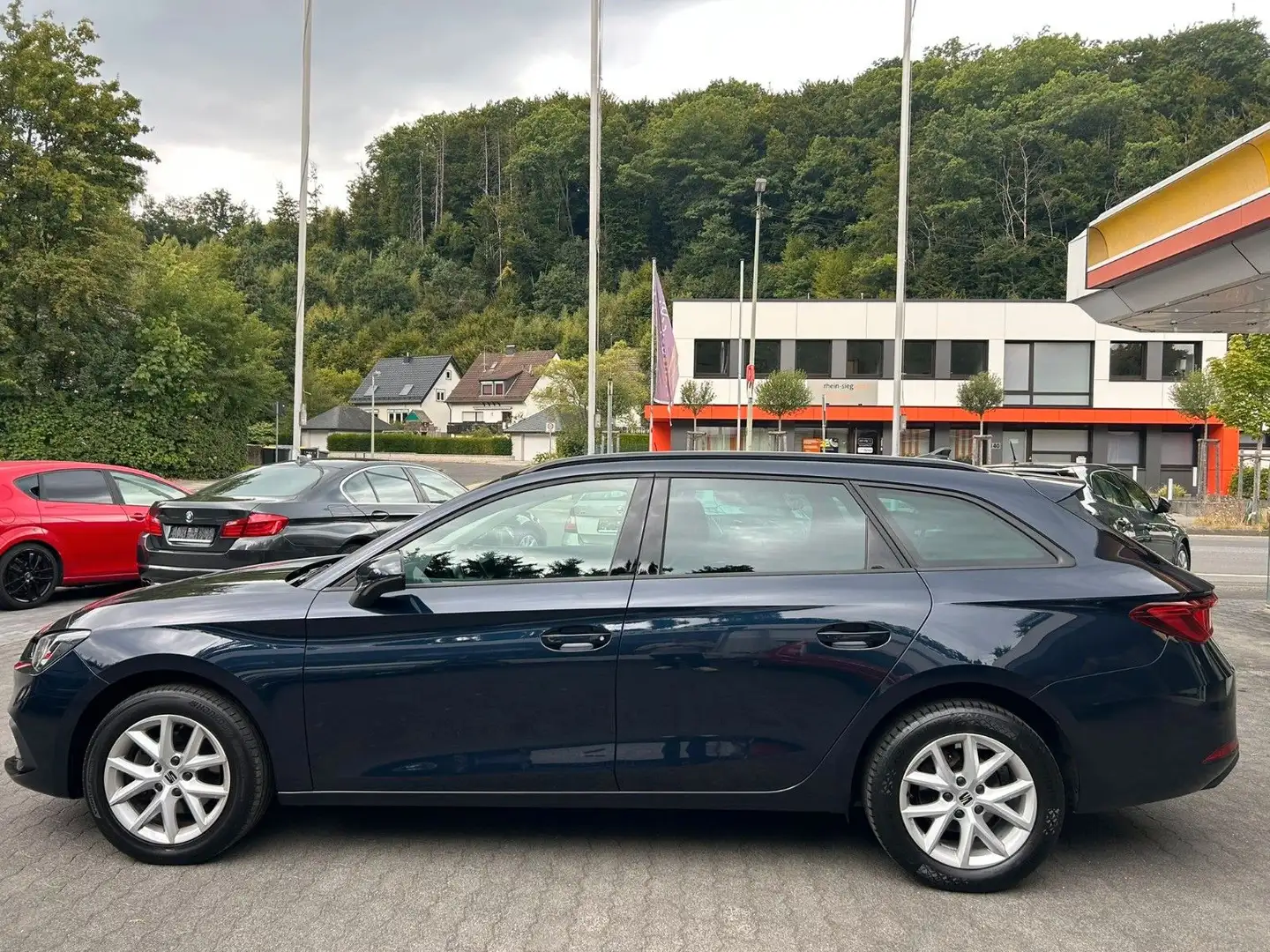 SEAT Leon Sportstourer Style,1.Hd.,Virtual,Navy,SZ - 2