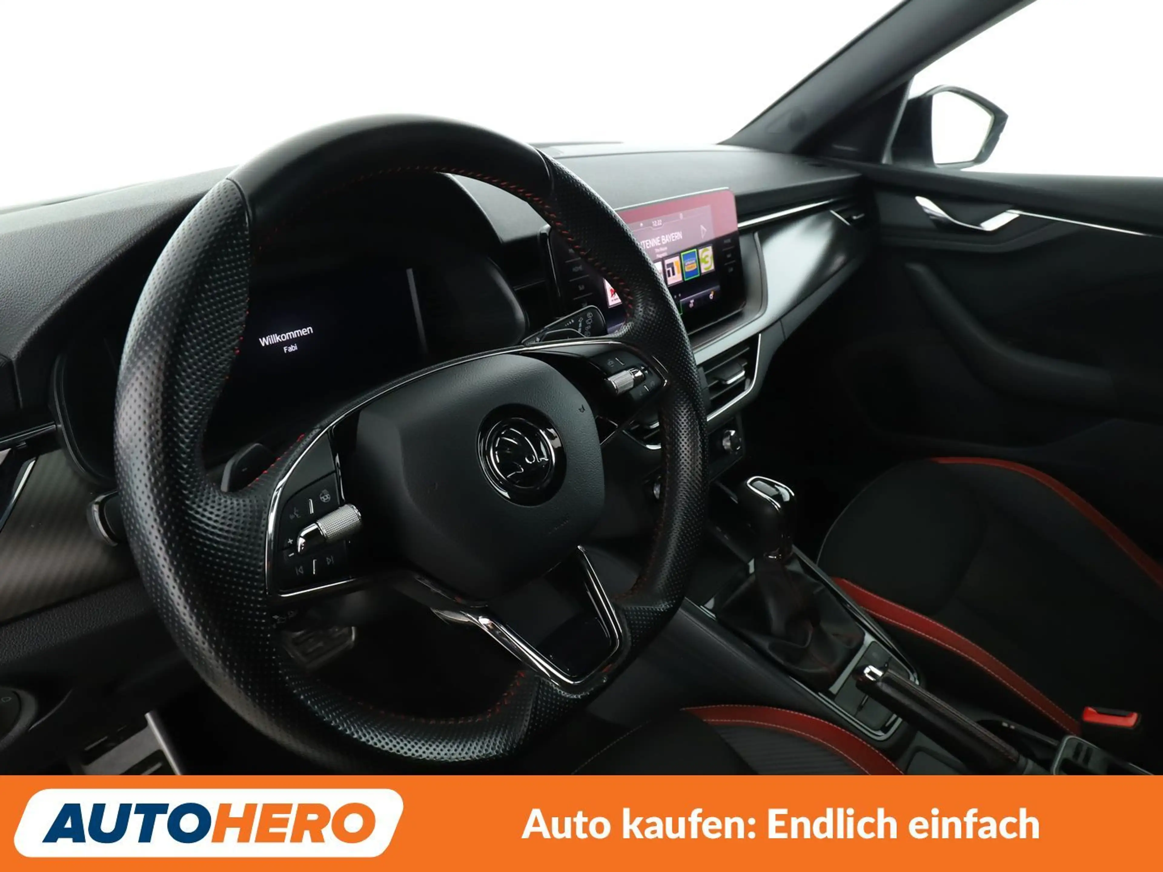 Skoda Kamiq 1.5 TSI ACT Monte Carlo Aut.*NAVI*LED*ACC* — photo 11