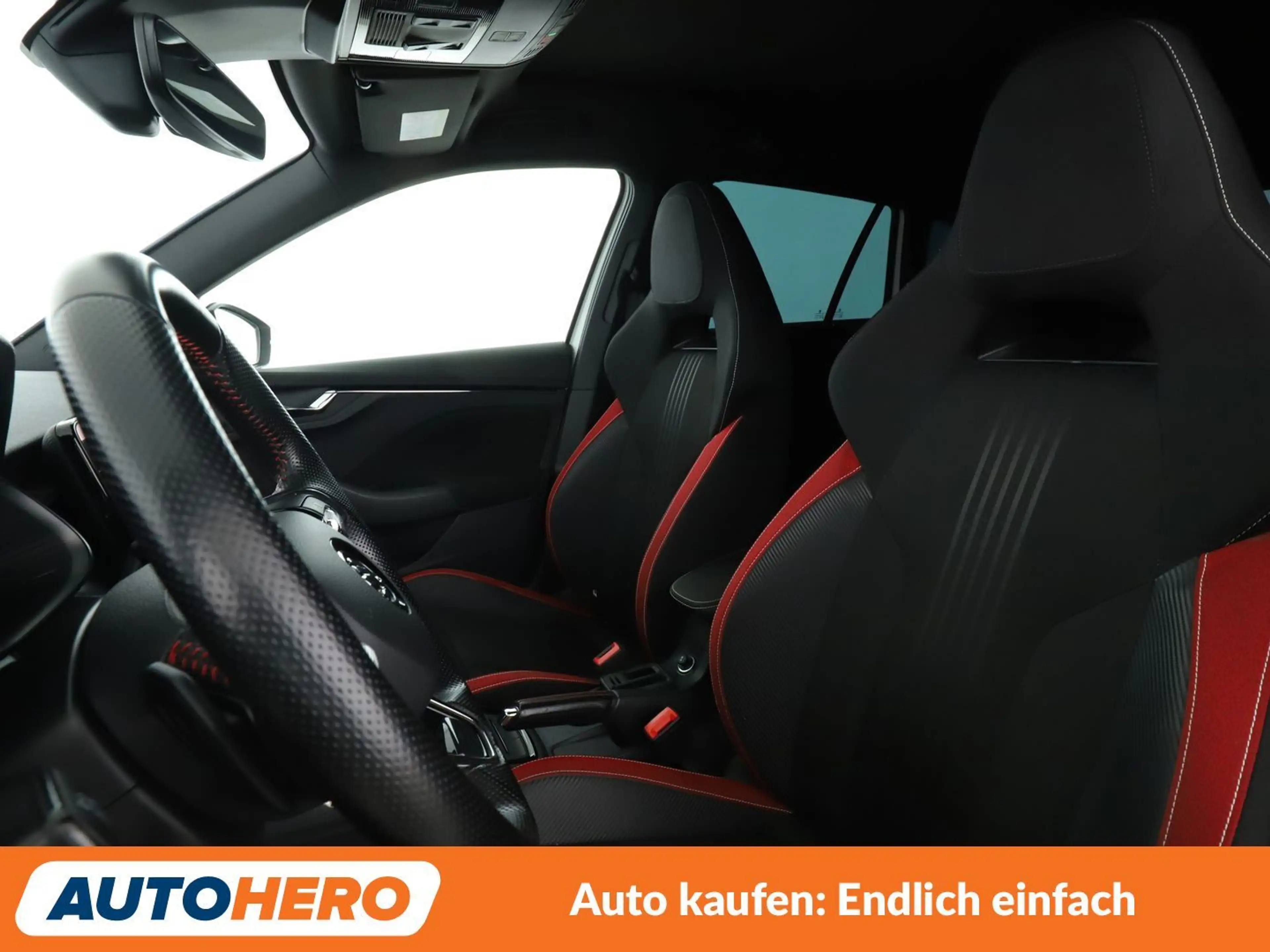 Skoda Kamiq 1.5 TSI ACT Monte Carlo Aut.*NAVI*LED*ACC* — photo 10
