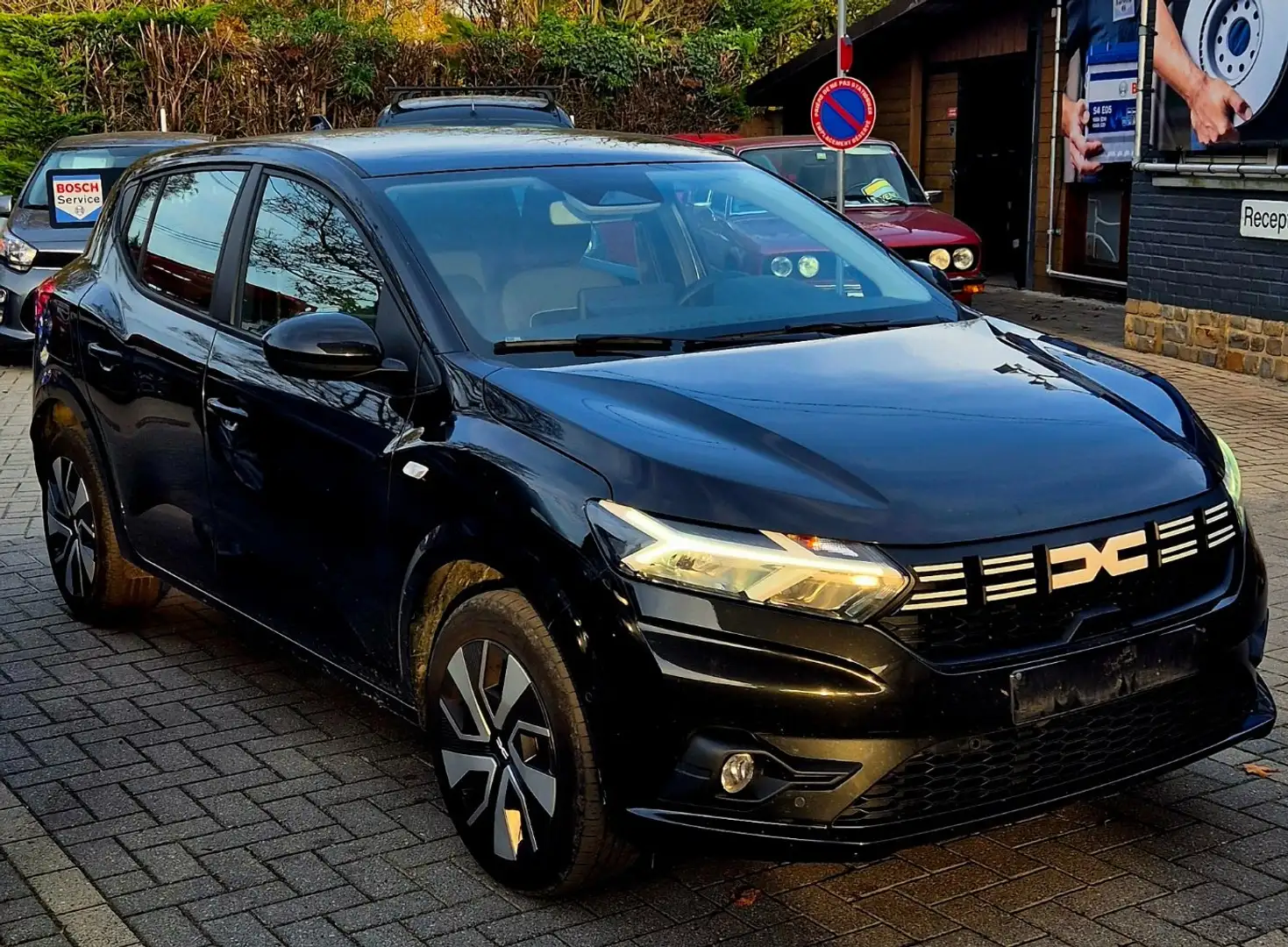 Dacia Sandero Sandero 1.0 TCe Expression AUTOMATIQUE Zwart - 2