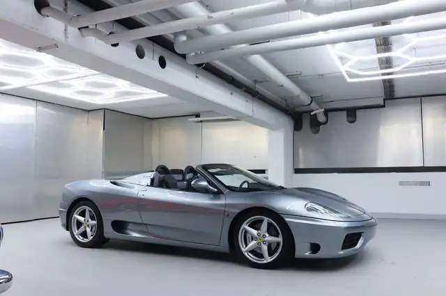 Ferrari 360 Spider F1 Grigio Titanio Sammlerzustand