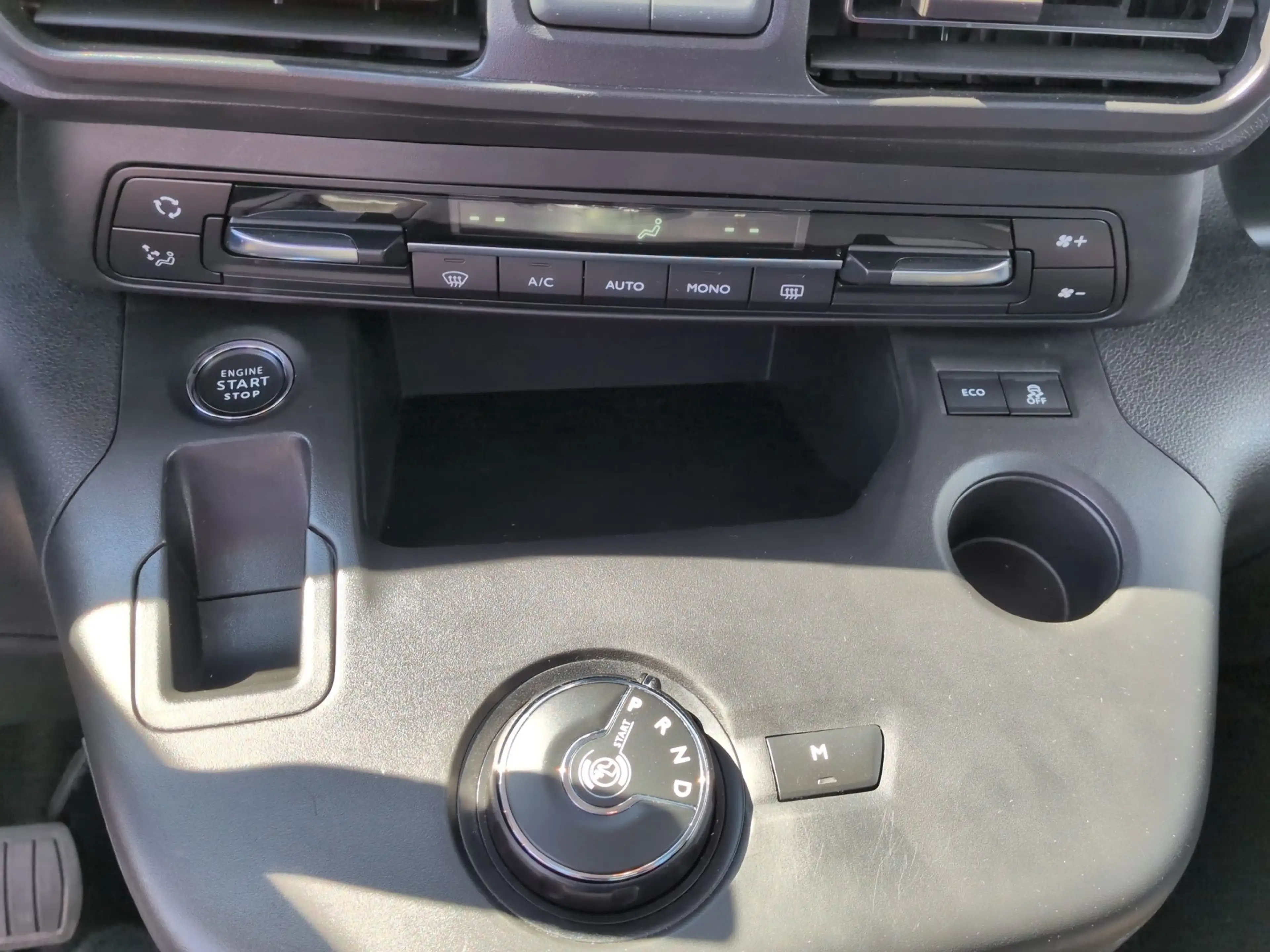 Opel Combo Life 1.5 Aut. INNOVATION+Premium Pak+AHK+ — photo 11