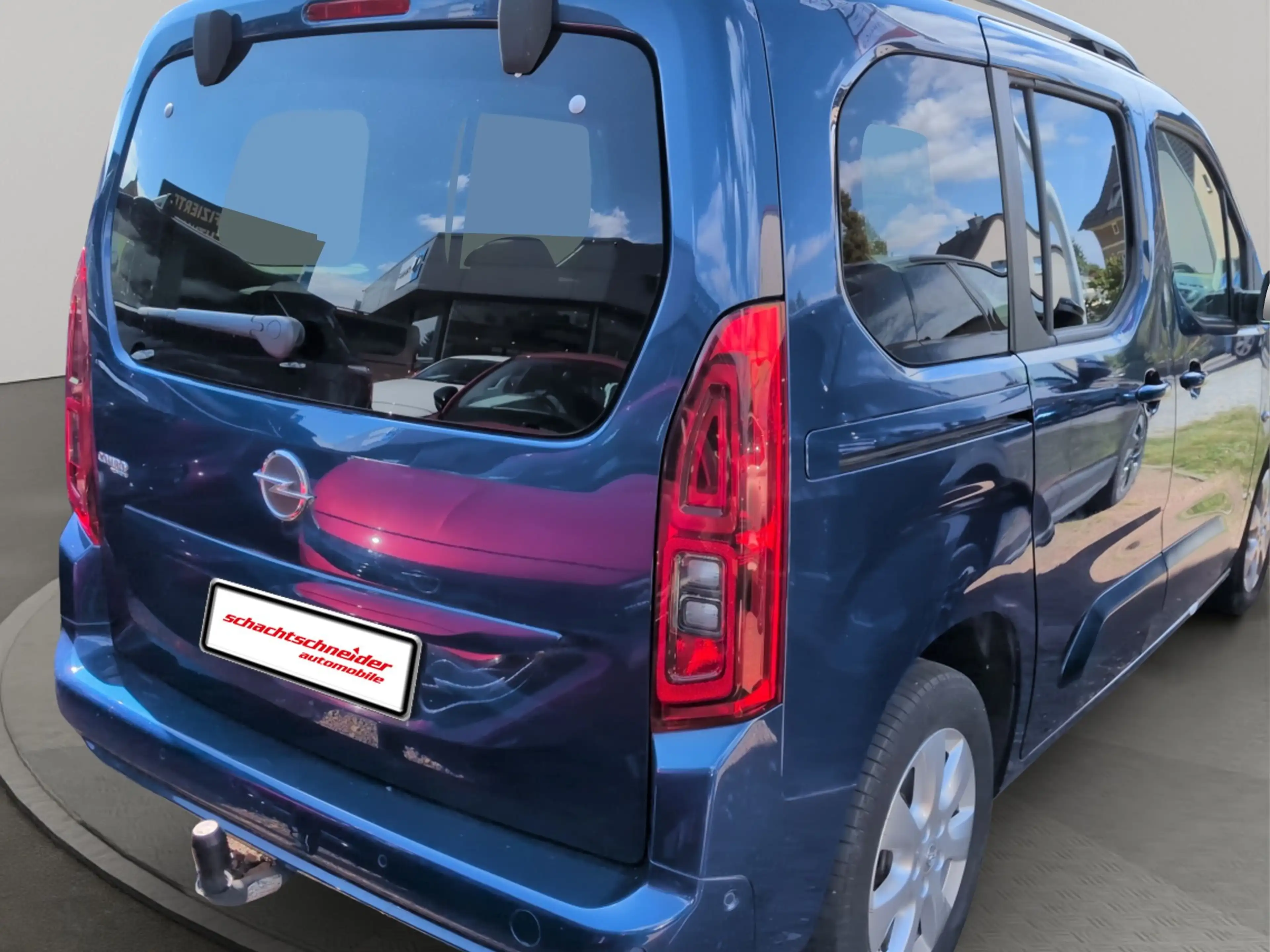 Opel Combo Life 1.5 Aut. INNOVATION+Premium Pak+AHK+ — photo 3