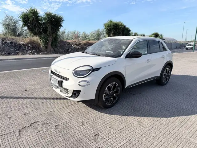 Fiat 600 600 Hybrid 110 CV DCT MHEV La Prima II