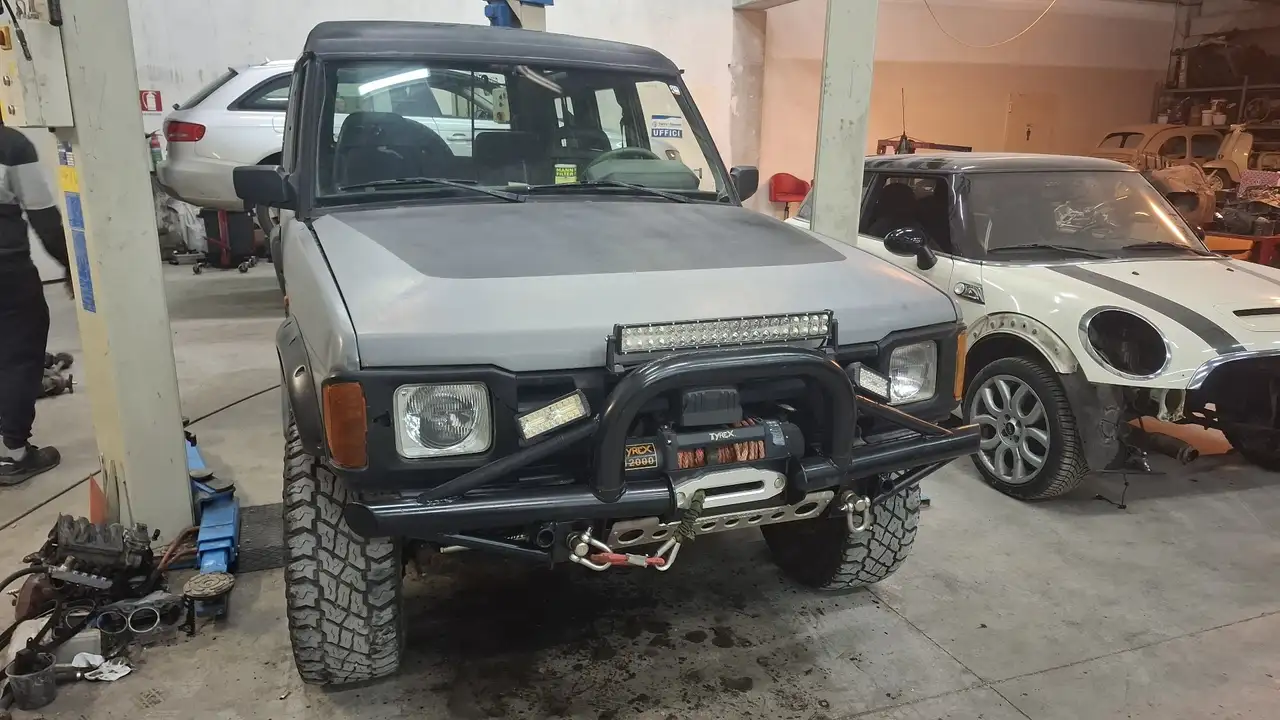 Land Rover Discovery 3p 2.5 tdi autocarro, foto 2