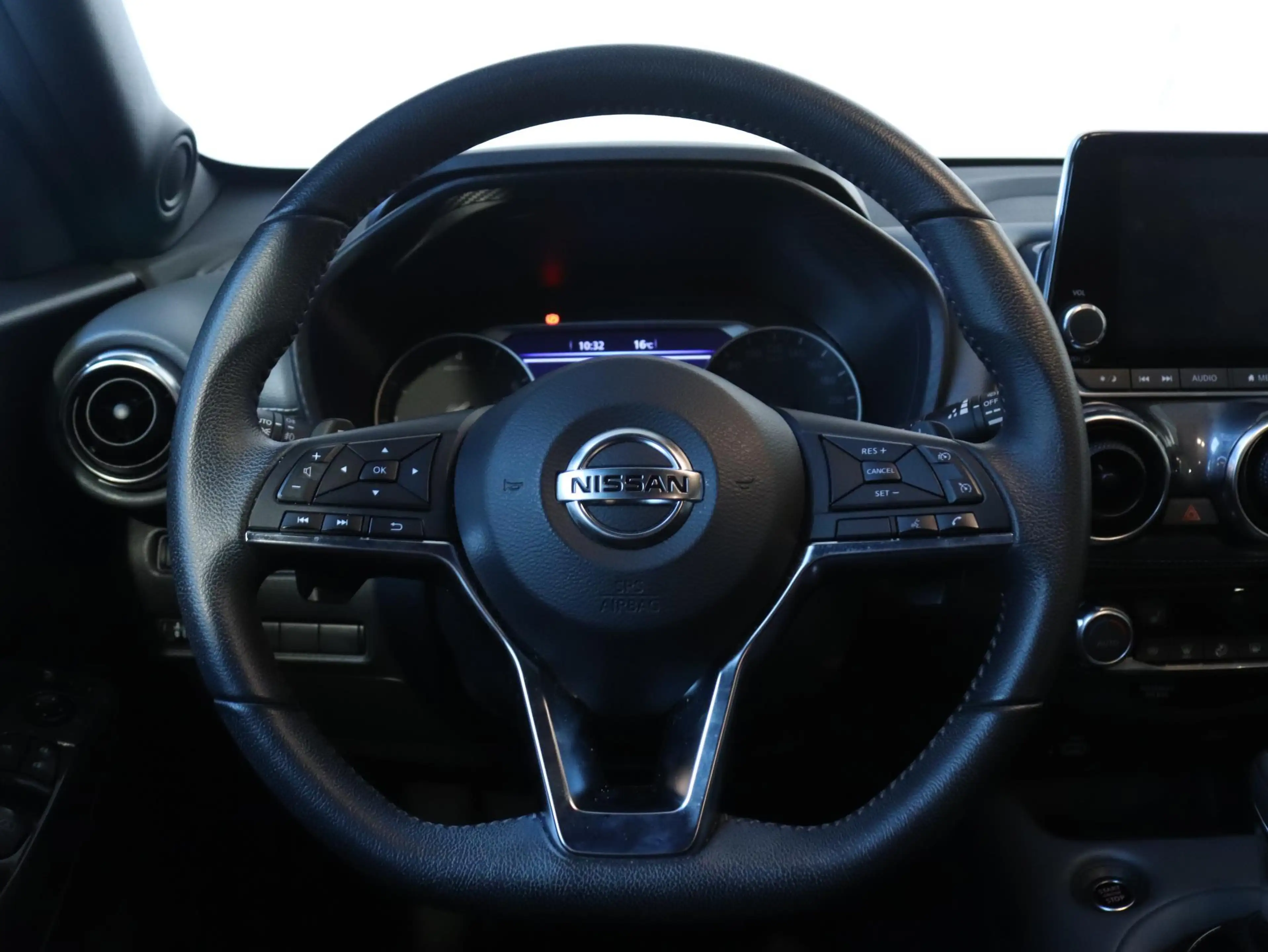 Nissan Juke 1.0 DIG-T N-Design Clima/Navi/Camera/Stoelverwarmi — photo 26