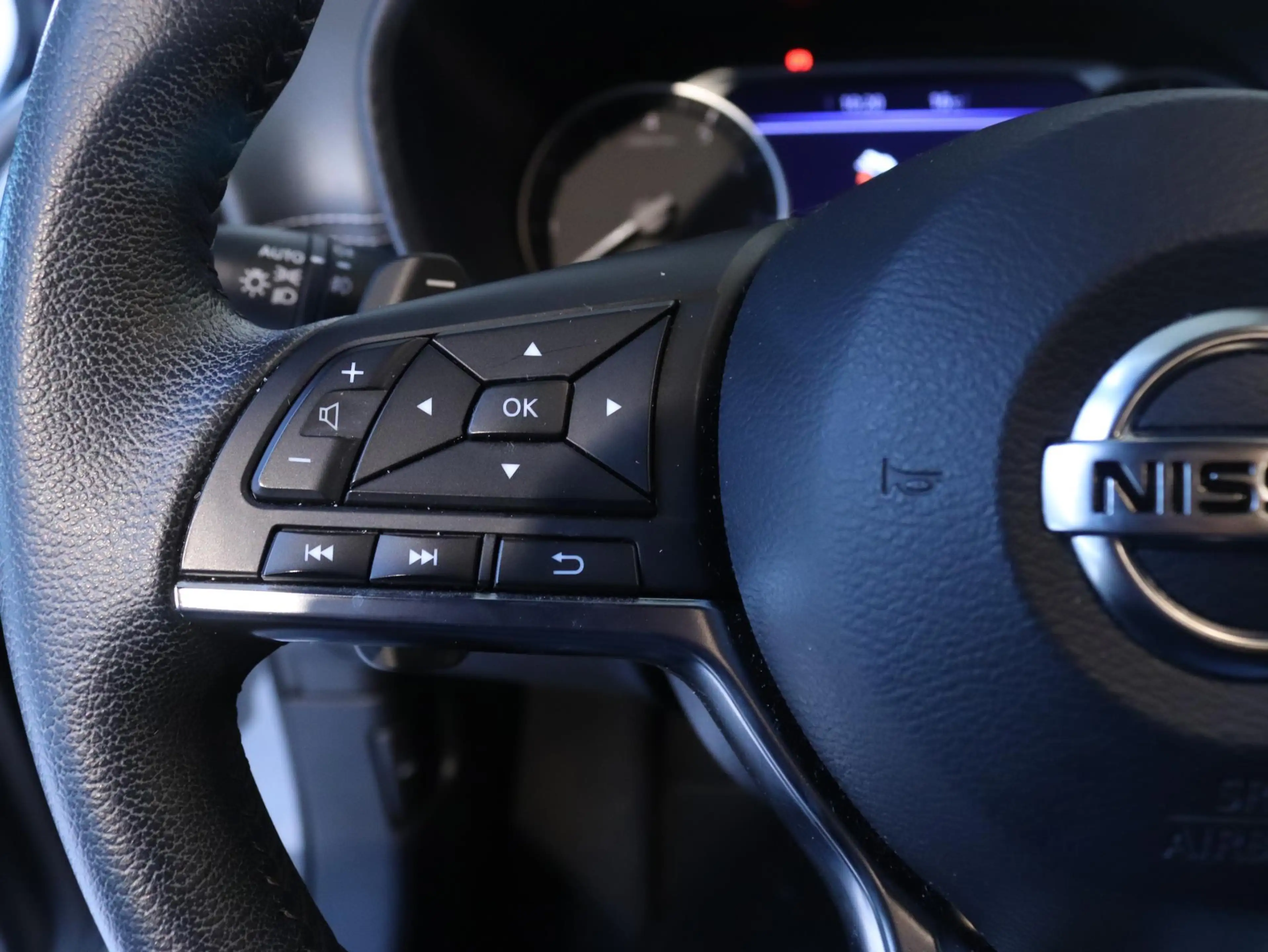Nissan Juke 1.0 DIG-T N-Design Clima/Navi/Camera/Stoelverwarmi — photo 17