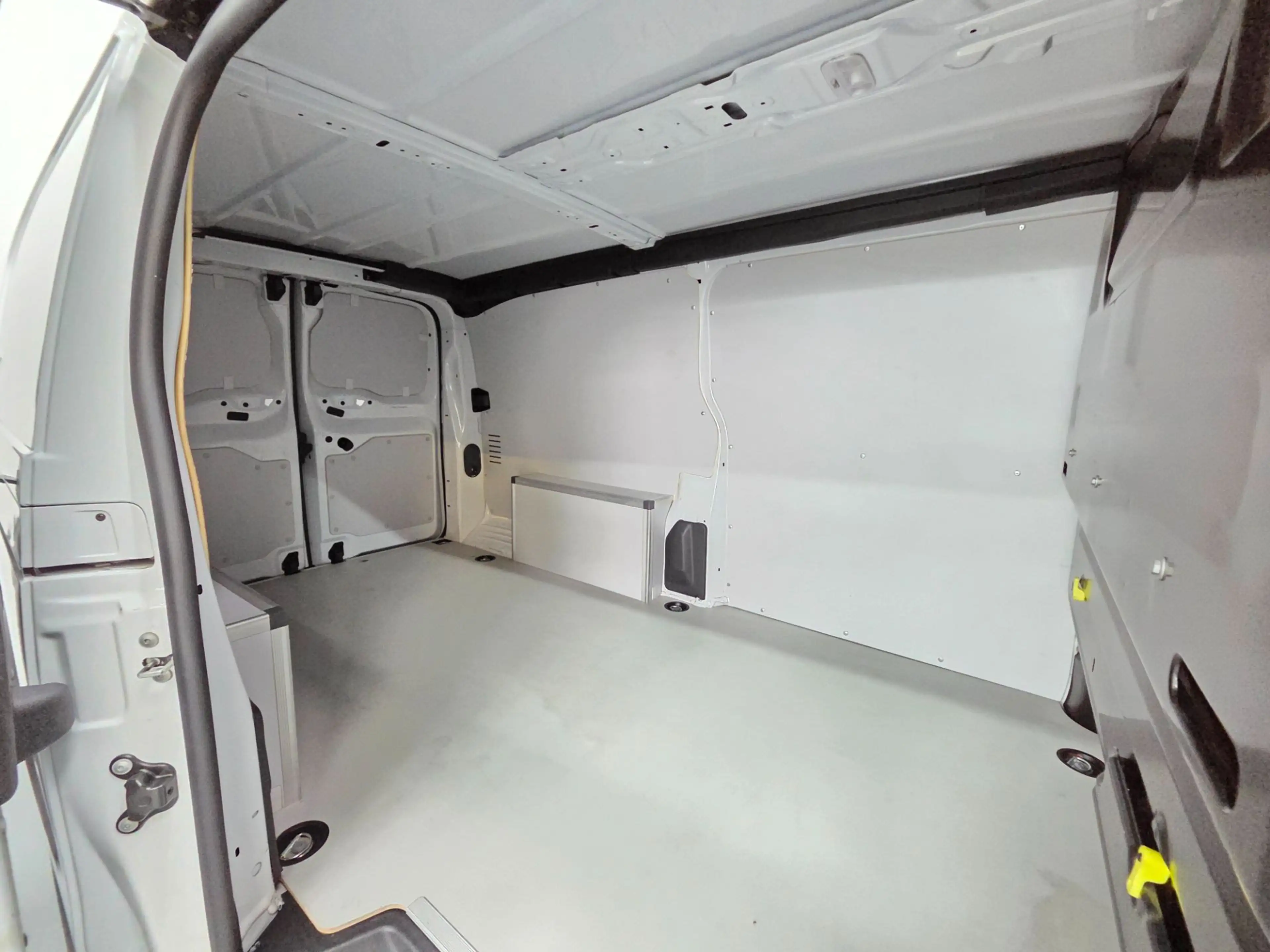 Fiat Scudo BlueHDi 100 S — photo 10