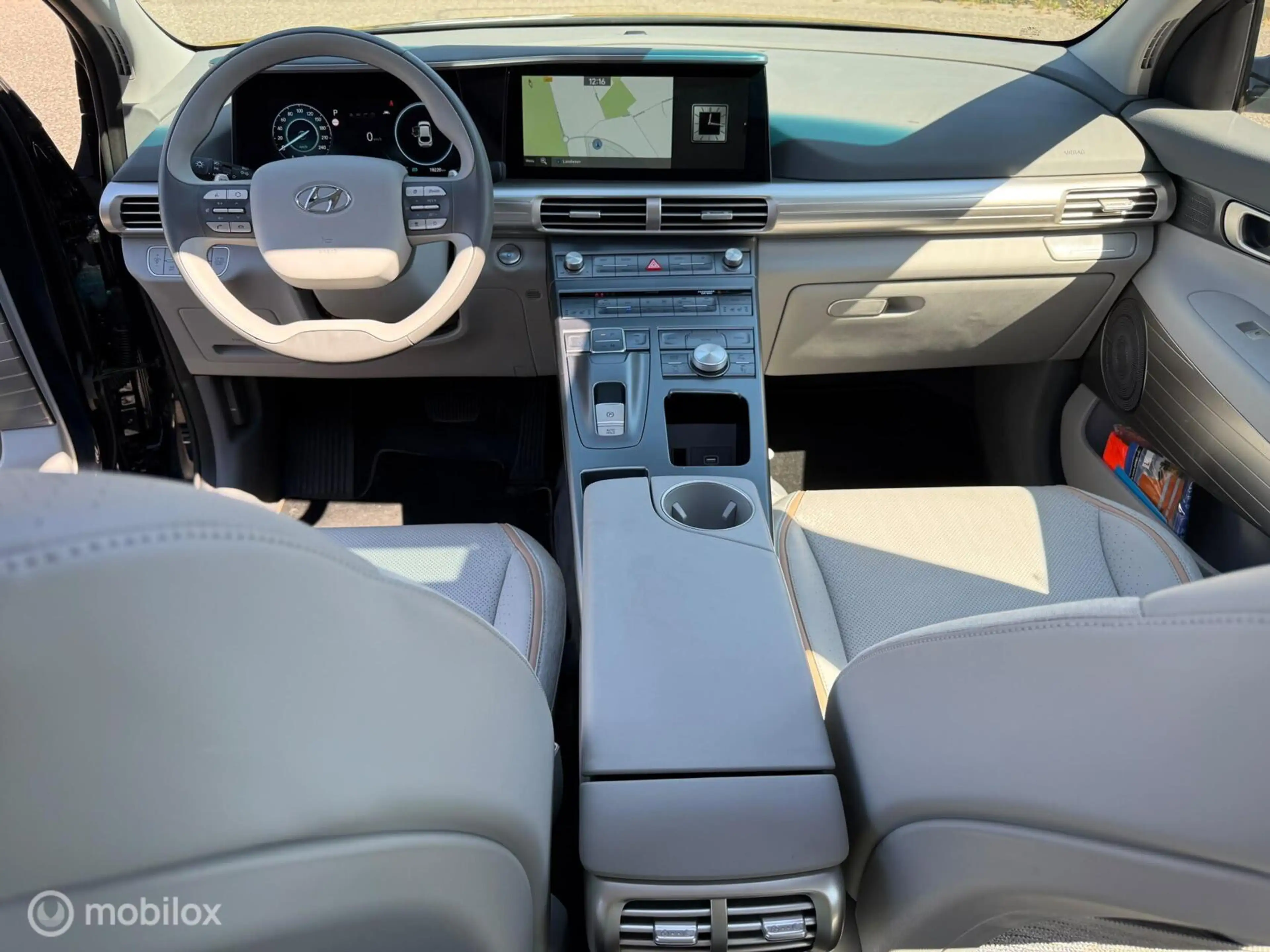 Hyundai NEXO FCEV Plus Pack 2023 — photo 14