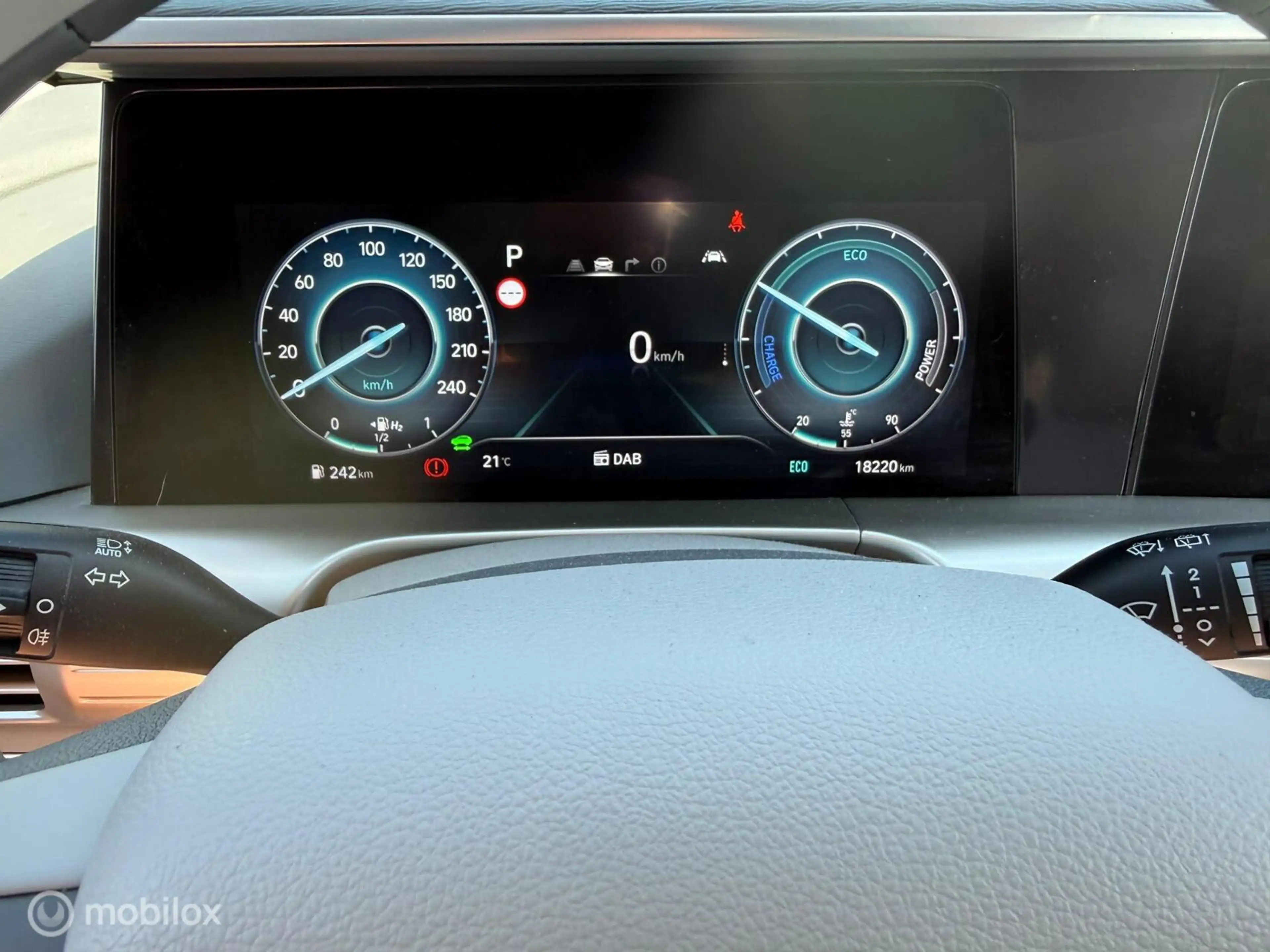 Hyundai NEXO FCEV Plus Pack 2023 — photo 13
