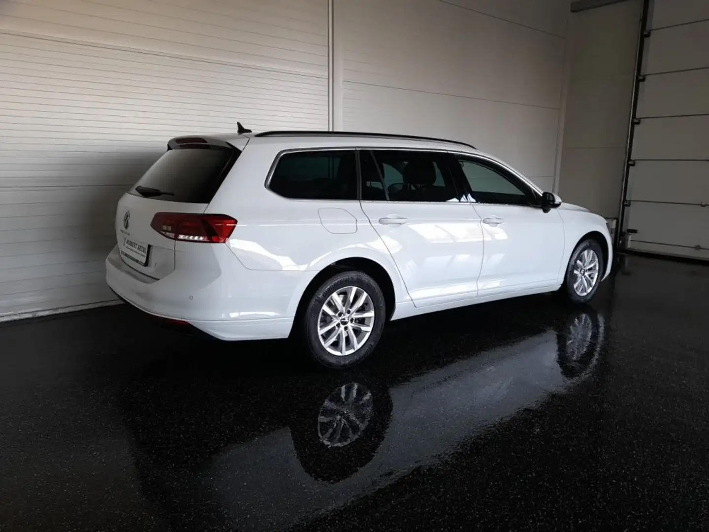 Volkswagen Passat Variant BUSINESS 2,0 TDI DSG *VOLL-LED / NAVI / AHV & KAMERA / ACC / SPORTMASSAGESITZ / TRAVEL ASSIST* Weiß - 2