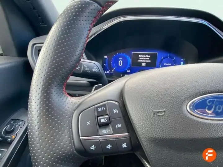 Ford Kuga ST-Line 1.5 EcoBlue 2024, foto 14