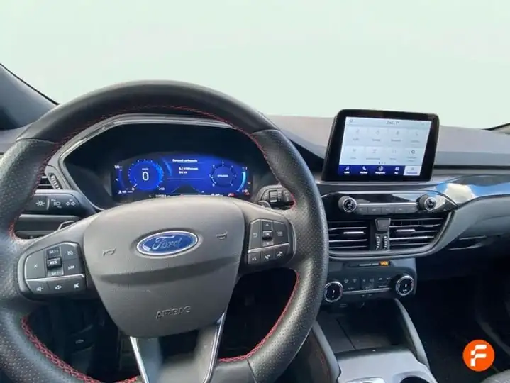 Ford Kuga ST-Line 1.5 EcoBlue 2024, foto 9